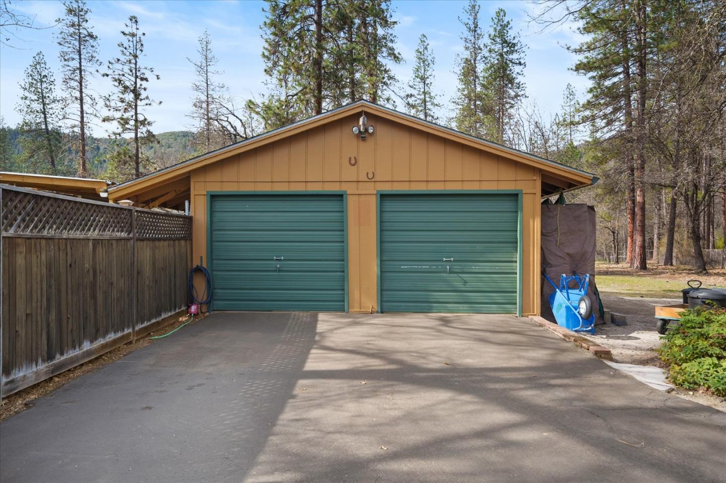 Detail Gallery Image 32 of 50 For 121 Wellock Rd, Lewiston,  CA 96052 - 3 Beds | 2 Baths