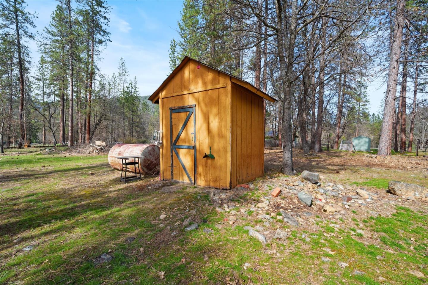 Detail Gallery Image 37 of 50 For 121 Wellock Rd, Lewiston,  CA 96052 - 3 Beds | 2 Baths