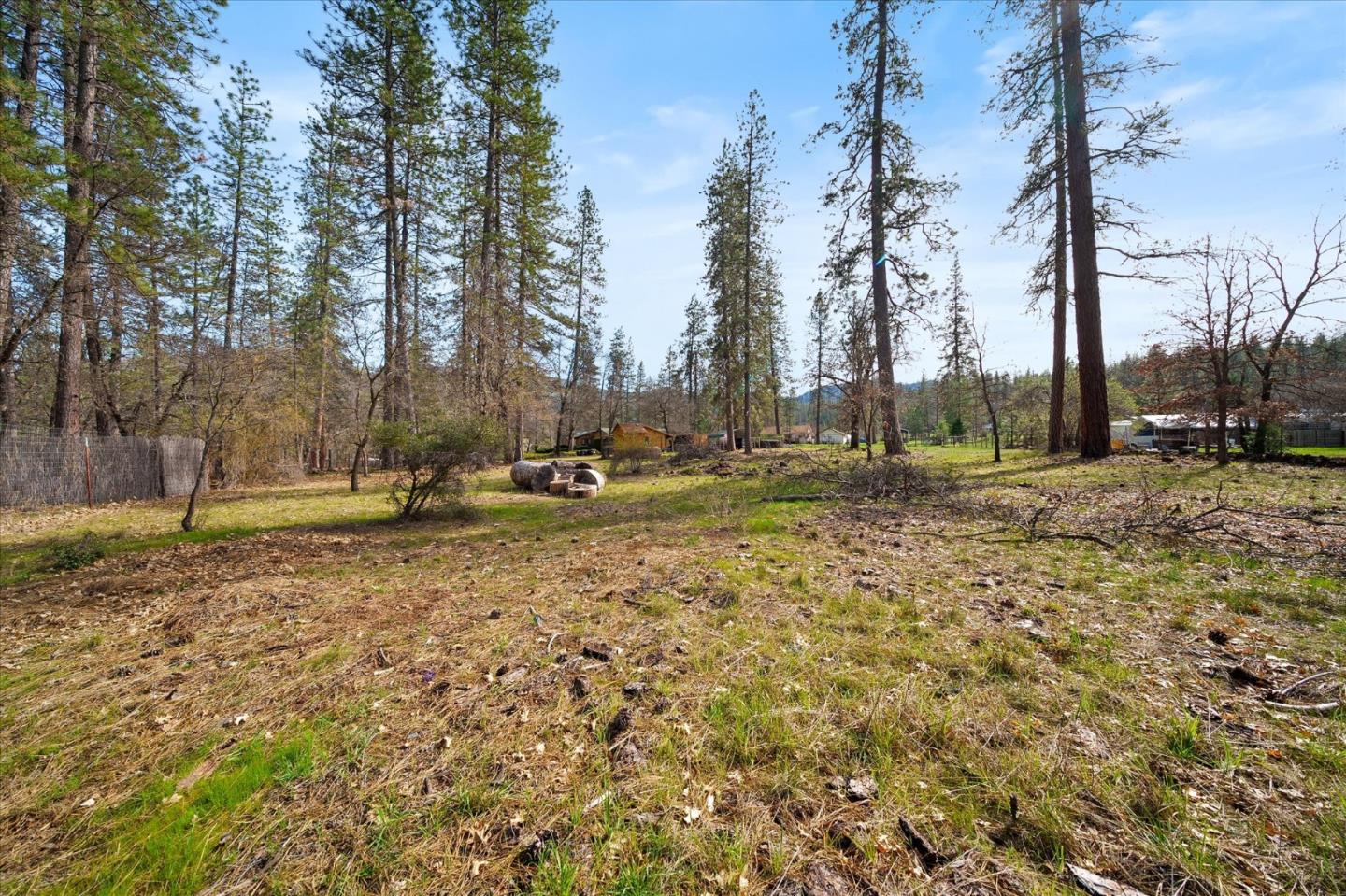 Detail Gallery Image 38 of 50 For 121 Wellock Rd, Lewiston,  CA 96052 - 3 Beds | 2 Baths