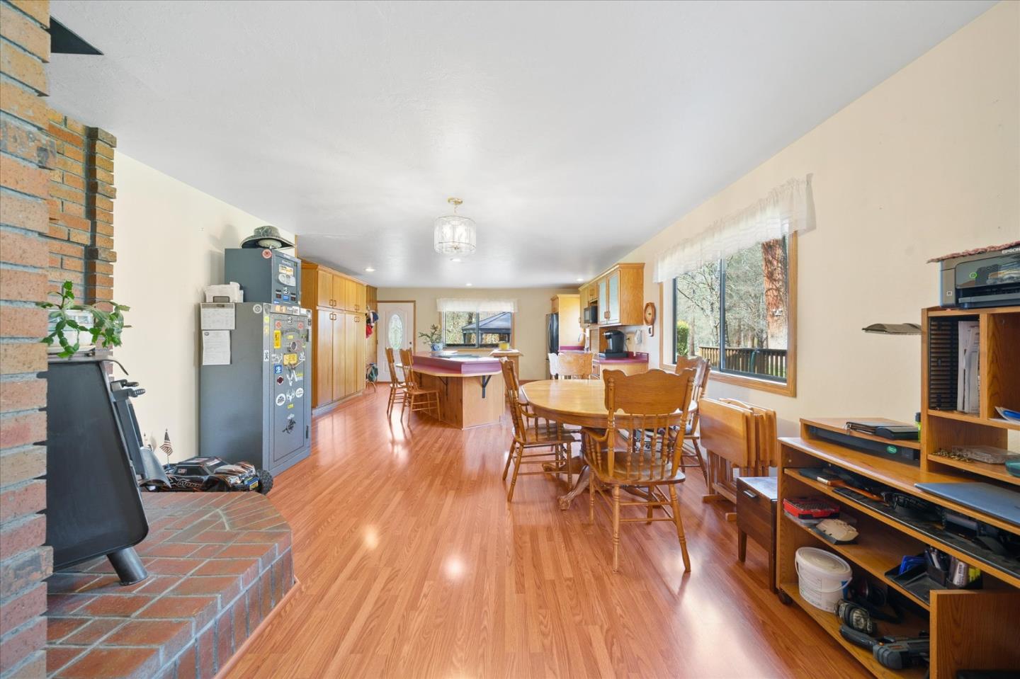 Detail Gallery Image 7 of 50 For 121 Wellock Rd, Lewiston,  CA 96052 - 3 Beds | 2 Baths