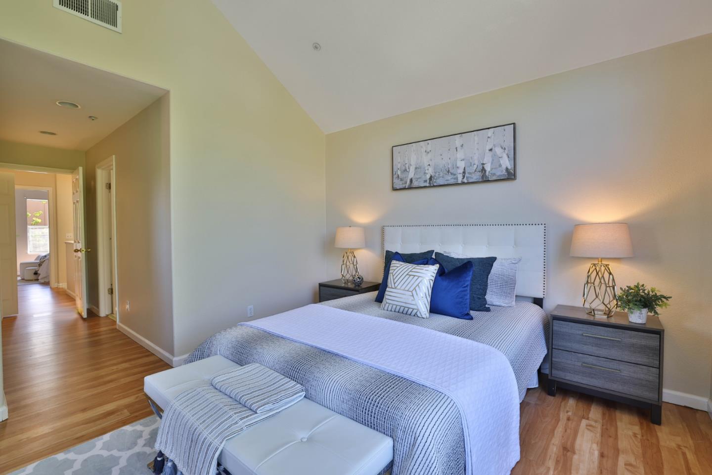 Detail Gallery Image 20 of 34 For 101 Showers Ct, Mountain View,  CA 94040 - 3 Beds | 3 Baths