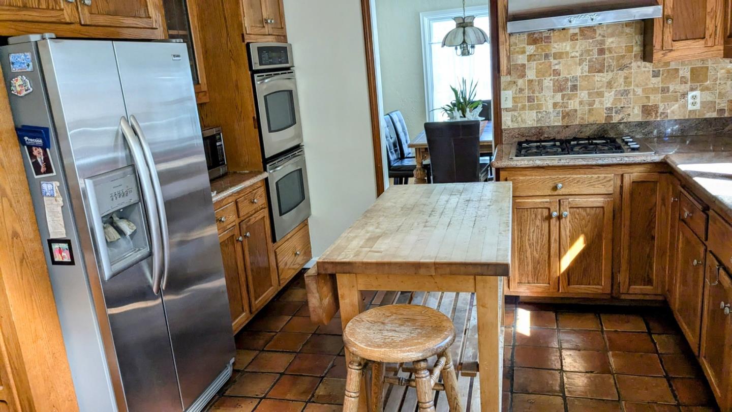 Detail Gallery Image 10 of 15 For 943 Riverside Dr, San Jose,  CA 95125 - 3 Beds | 2 Baths