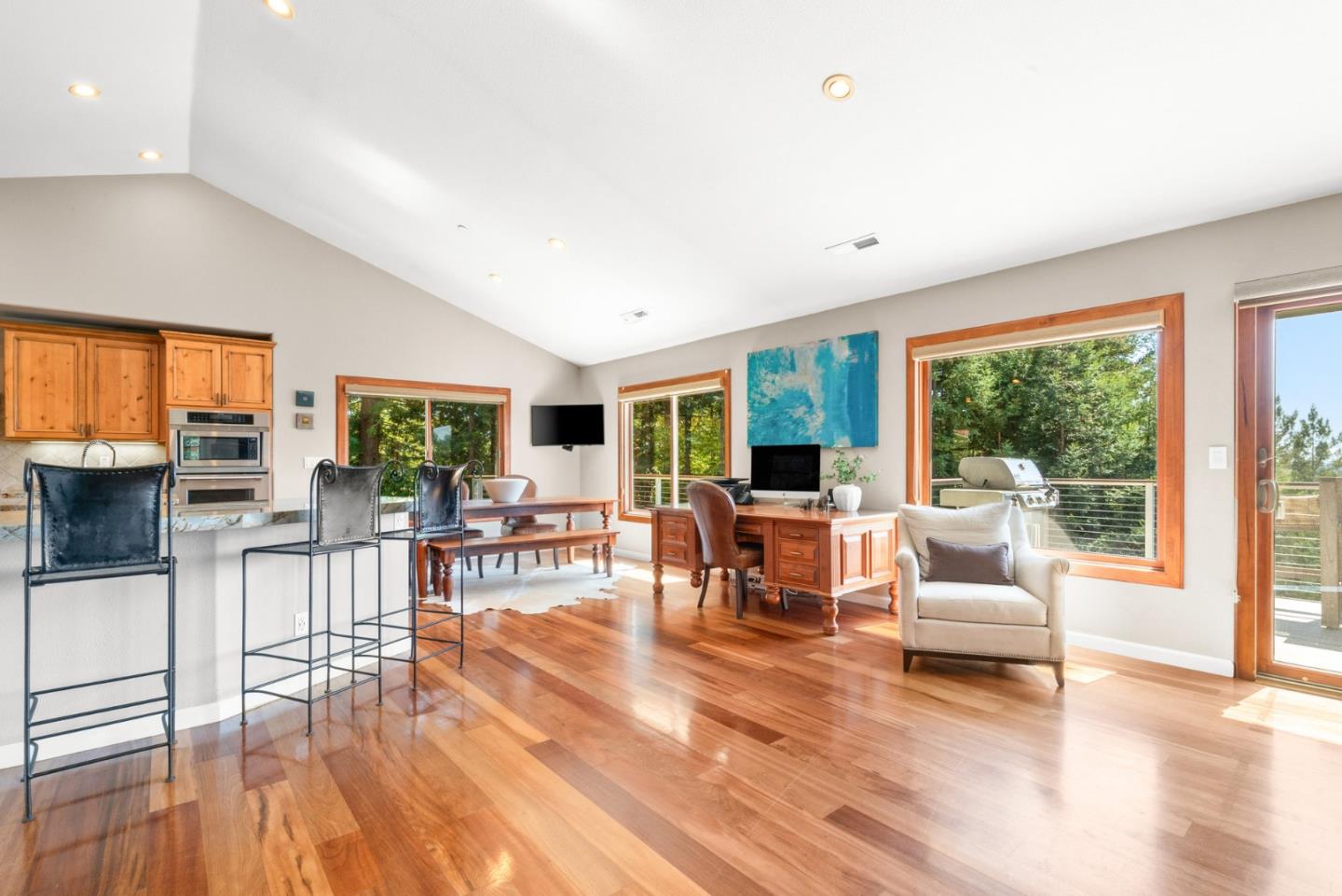 Detail Gallery Image 13 of 64 For 24101 Mountain Charlie Road, Los Gatos,  CA 95033 - 4 Beds | 3/2 Baths