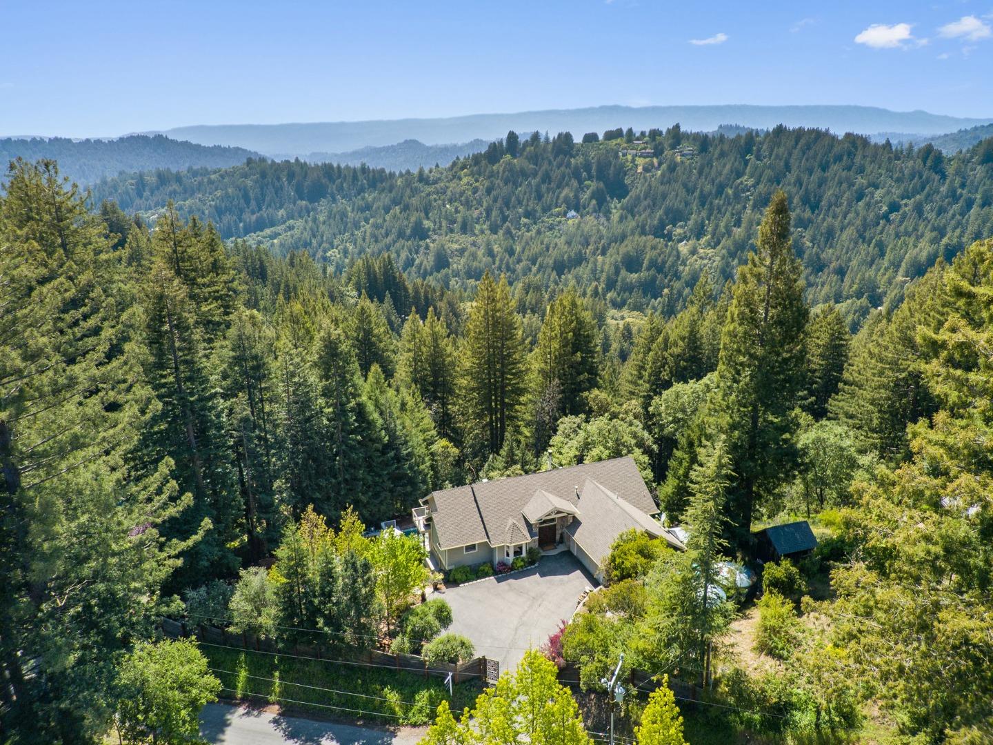 Detail Gallery Image 3 of 64 For 24101 Mountain Charlie Road, Los Gatos,  CA 95033 - 4 Beds | 3/2 Baths