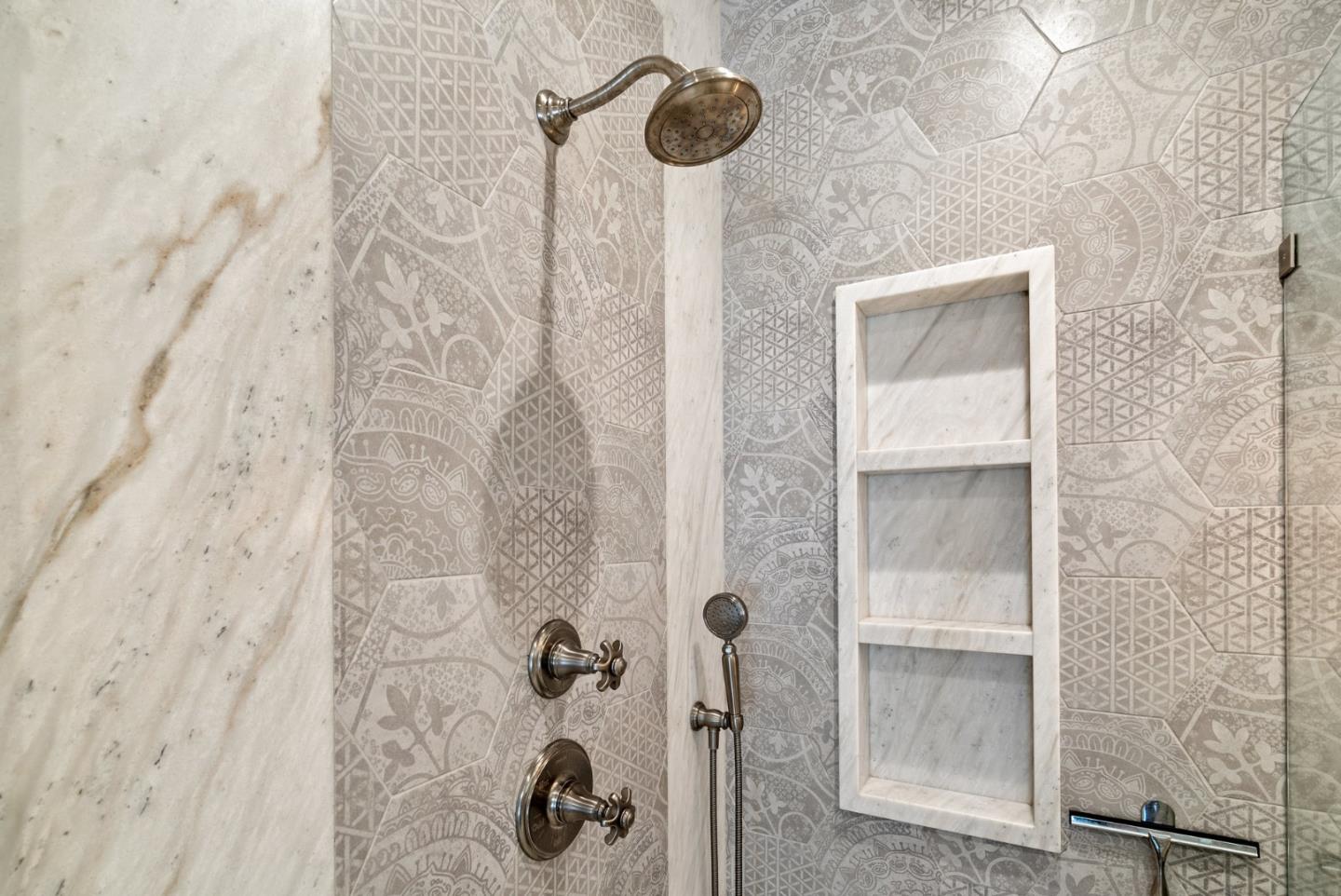 Detail Gallery Image 35 of 64 For 24101 Mountain Charlie Road, Los Gatos,  CA 95033 - 4 Beds | 3/2 Baths