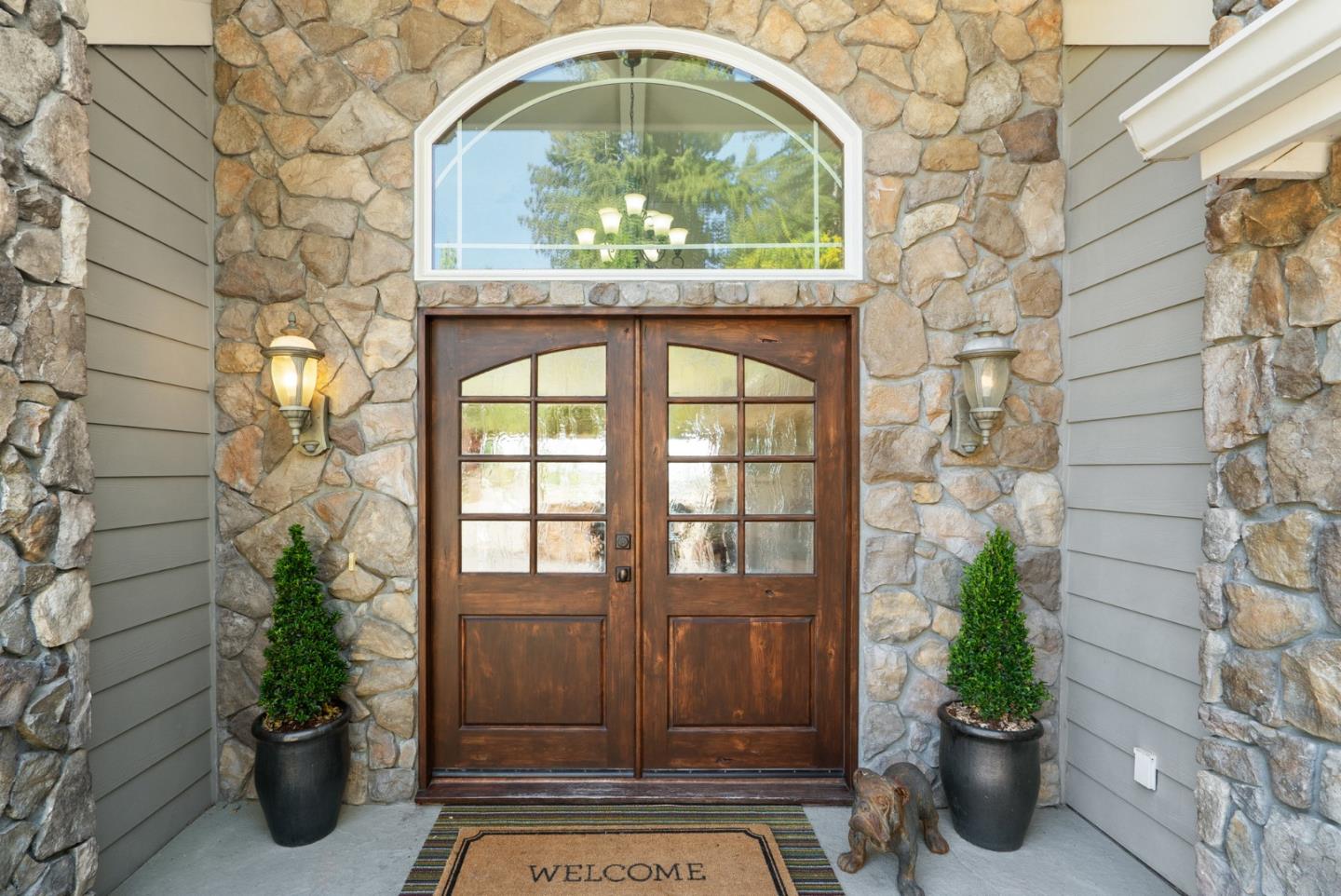 Detail Gallery Image 6 of 64 For 24101 Mountain Charlie Road, Los Gatos,  CA 95033 - 4 Beds | 3/2 Baths