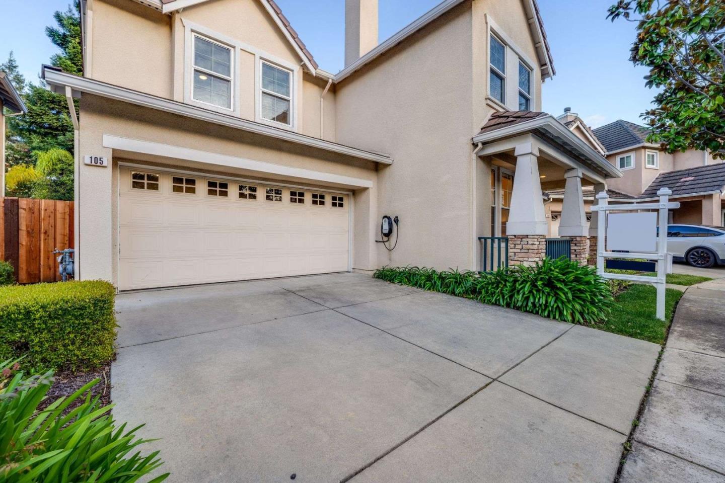 Detail Gallery Image 25 of 57 For 105 Chetwood Dr, Mountain View,  CA 94043 - 4 Beds | 2/1 Baths
