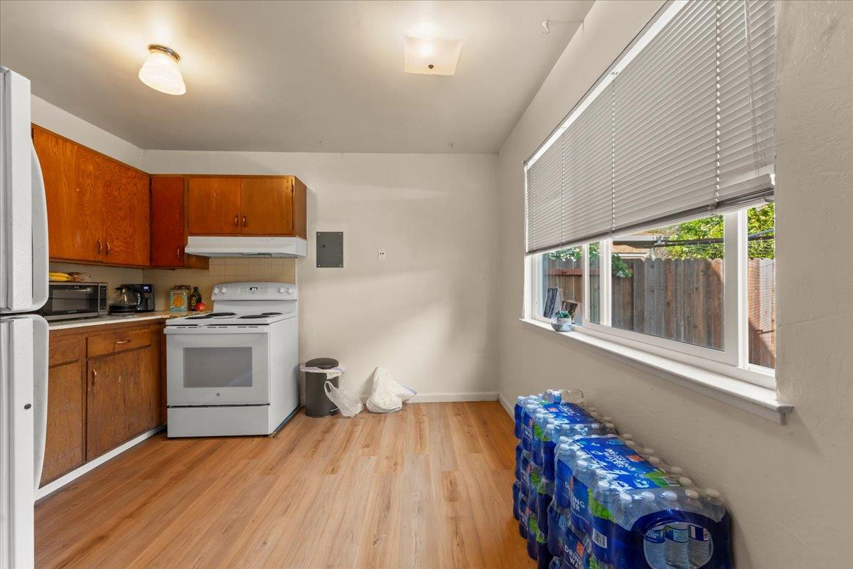 Detail Gallery Image 22 of 24 For 311 7th St, Davis,  CA 95616 - – Beds | – Baths