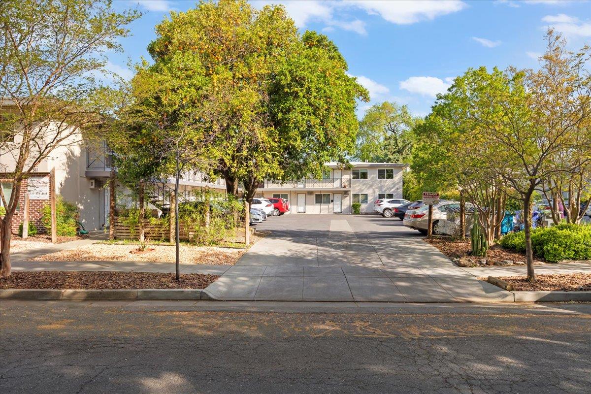 Detail Gallery Image 5 of 24 For 311 7th St, Davis,  CA 95616 - – Beds | – Baths
