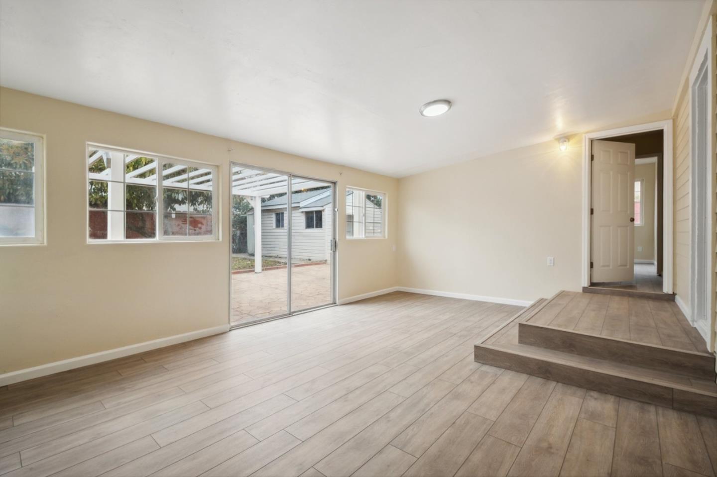 Detail Gallery Image 20 of 27 For 21 N Filice St, Salinas,  CA 93905 - 3 Beds | 2 Baths