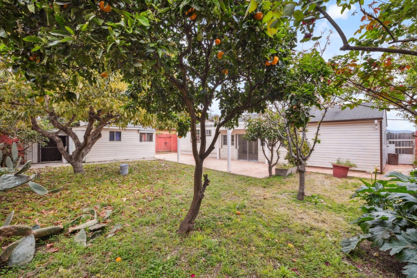 Detail Gallery Image 24 of 27 For 21 N Filice St, Salinas,  CA 93905 - 3 Beds | 2 Baths