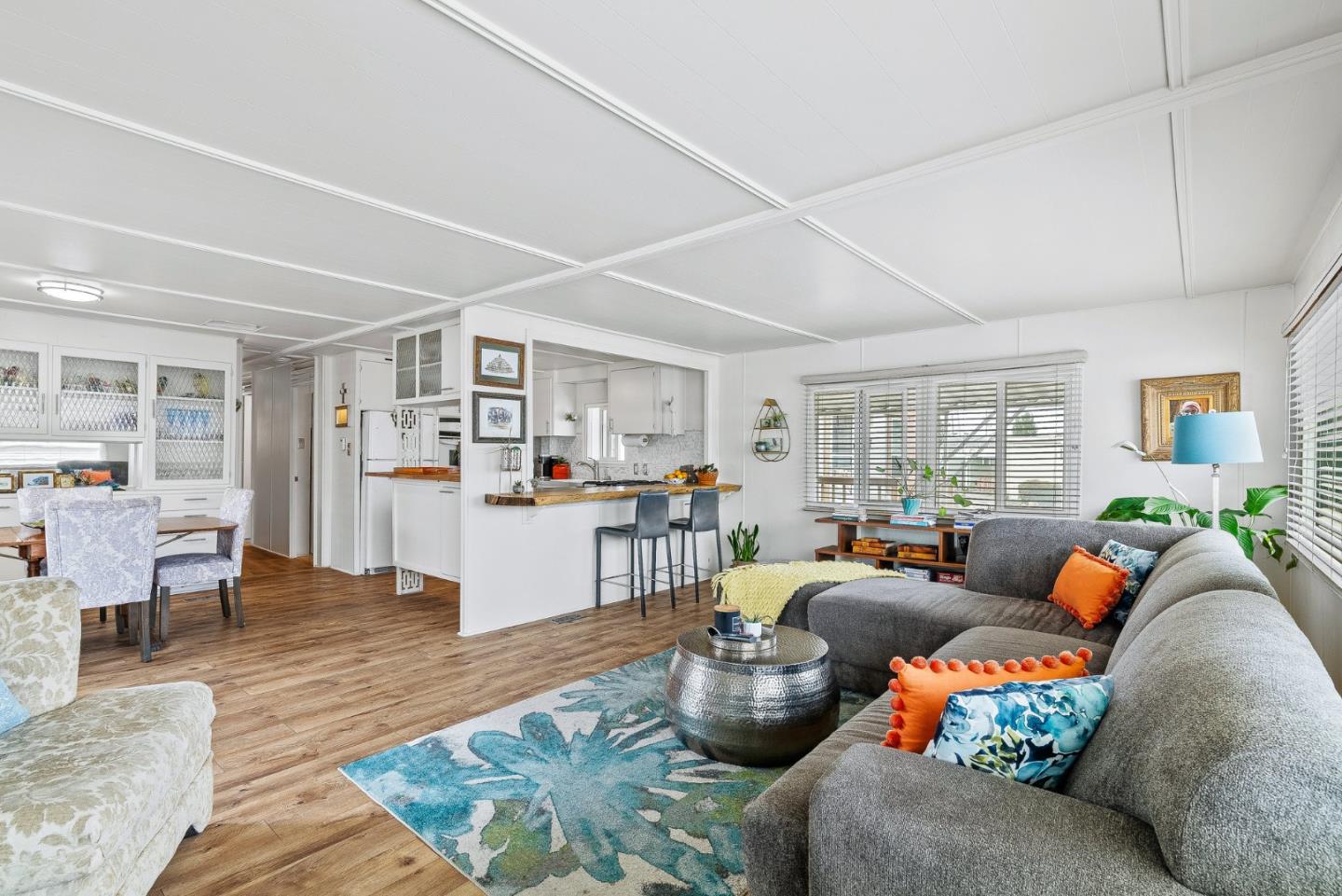 Detail Gallery Image 4 of 25 For 1555 Merrill St #86,  Santa Cruz,  CA 95062 - 2 Beds | 2 Baths