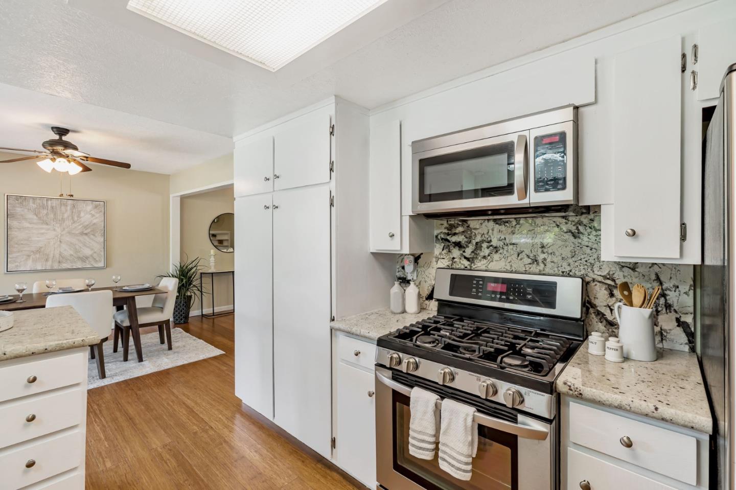 Detail Gallery Image 12 of 70 For 10495 Garcia Ln, Gilroy,  CA 95020 - 3 Beds | 2 Baths