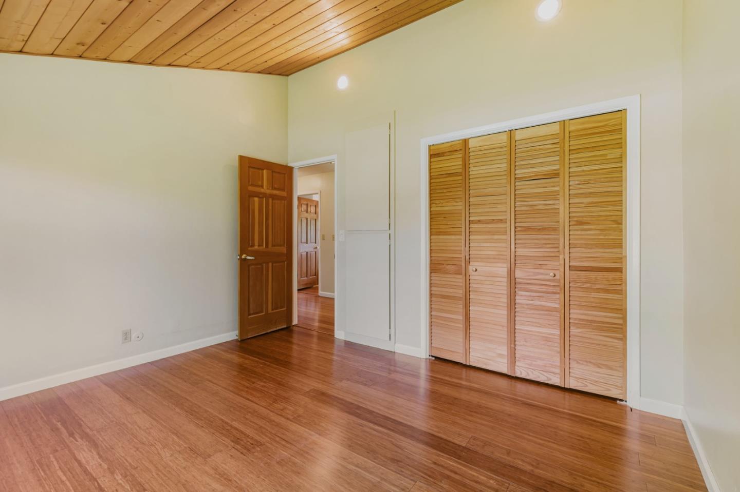 Detail Gallery Image 18 of 70 For 10495 Garcia Ln, Gilroy,  CA 95020 - 3 Beds | 2 Baths