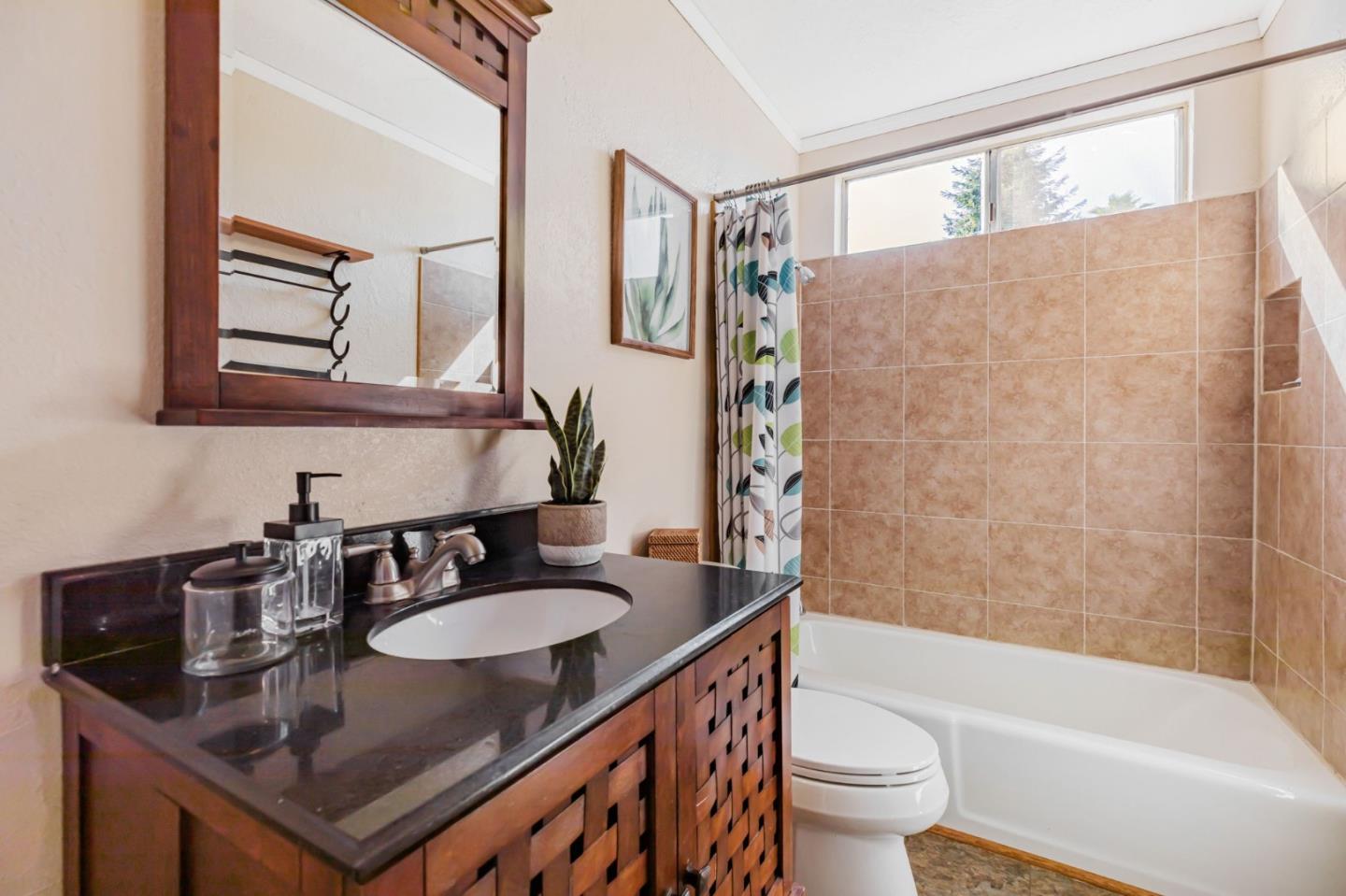 Detail Gallery Image 23 of 70 For 10495 Garcia Ln, Gilroy,  CA 95020 - 3 Beds | 2 Baths