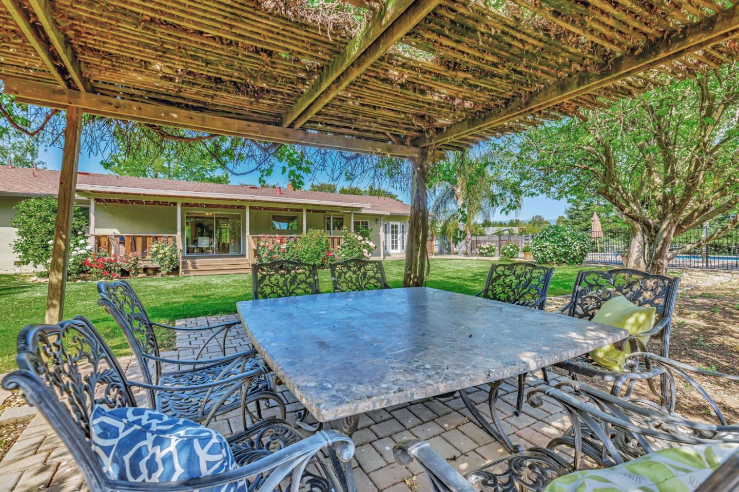 Detail Gallery Image 40 of 70 For 10495 Garcia Ln, Gilroy,  CA 95020 - 3 Beds | 2 Baths