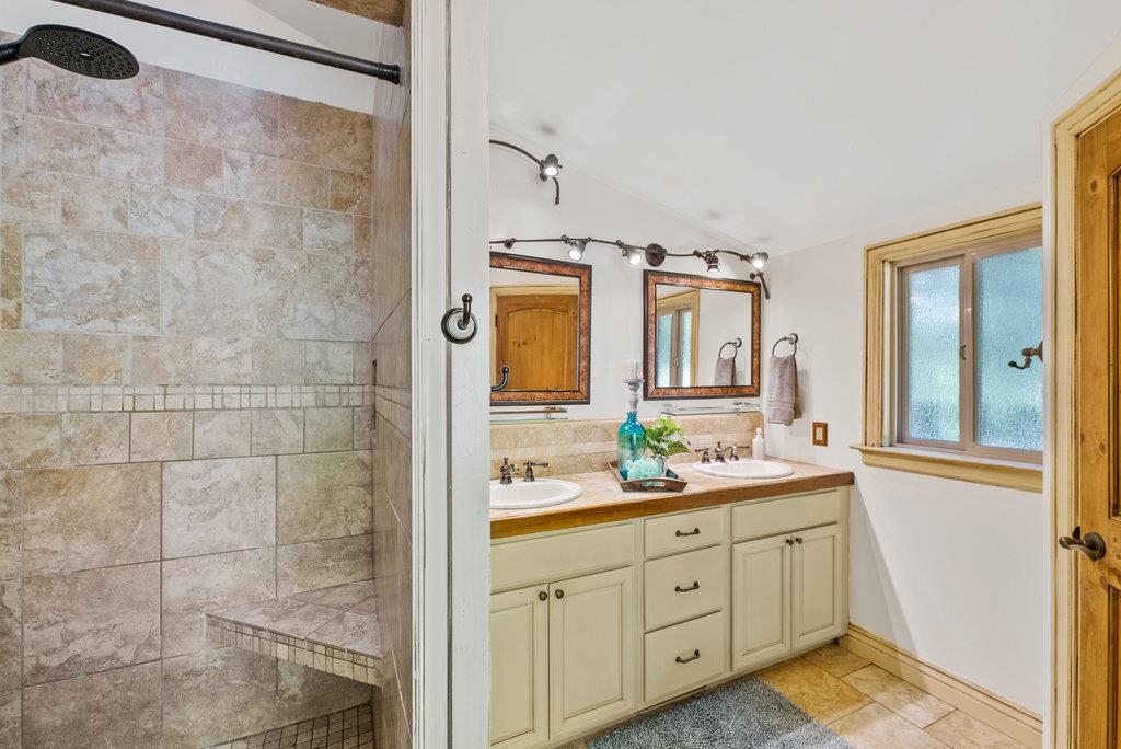 Detail Gallery Image 26 of 60 For 2791 Valencia Rd, Aptos,  CA 95003 - 4 Beds | 3 Baths
