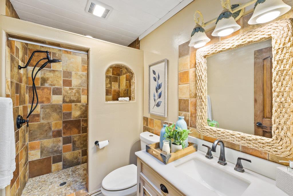Detail Gallery Image 30 of 60 For 2791 Valencia Rd, Aptos,  CA 95003 - 4 Beds | 3 Baths