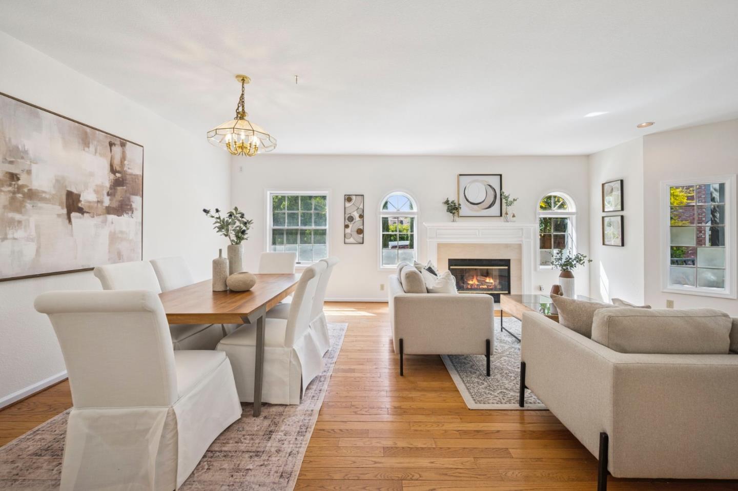 Detail Gallery Image 11 of 71 For 681 Heirloom Ct, San Jose,  CA 95127 - 4 Beds | 3 Baths