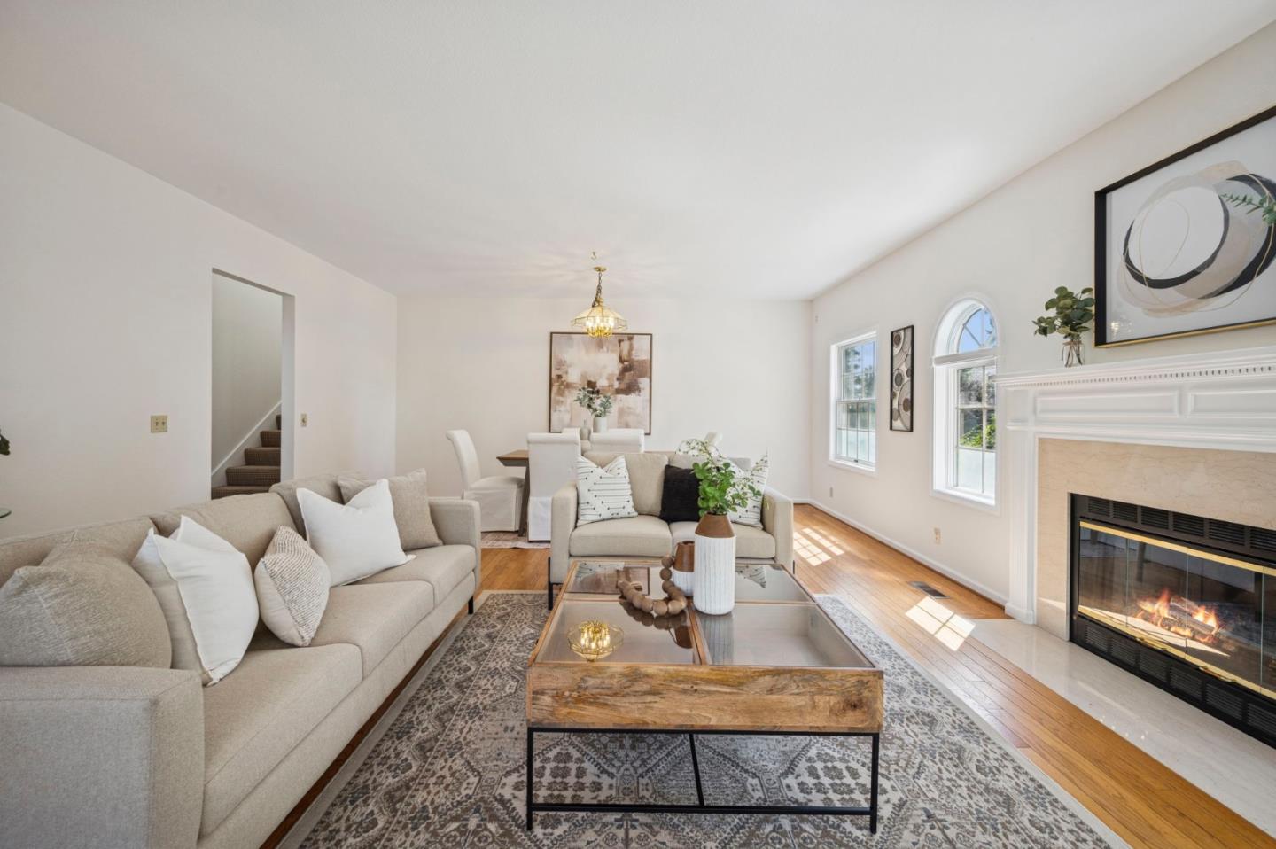 Detail Gallery Image 14 of 71 For 681 Heirloom Ct, San Jose,  CA 95127 - 4 Beds | 3 Baths