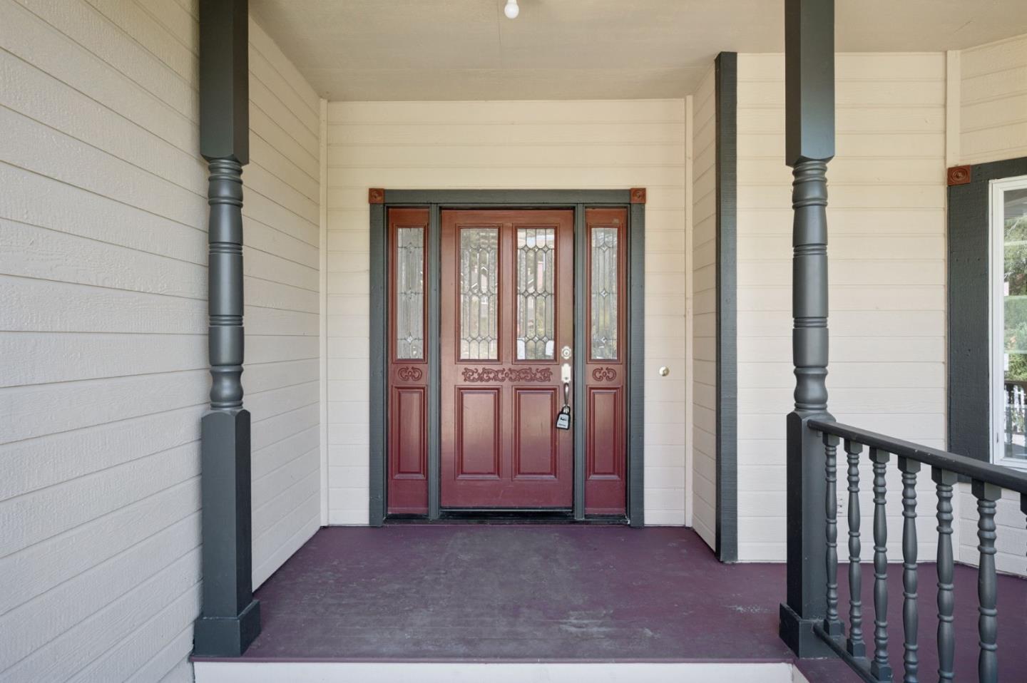 Detail Gallery Image 8 of 71 For 681 Heirloom Ct, San Jose,  CA 95127 - 4 Beds | 3 Baths
