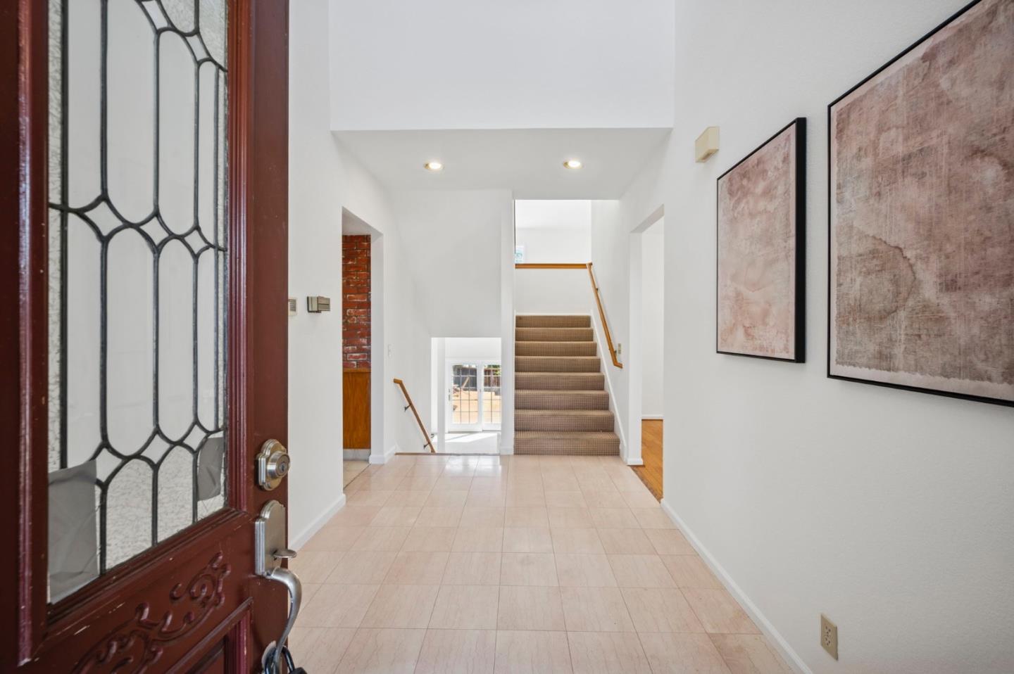 Detail Gallery Image 9 of 71 For 681 Heirloom Ct, San Jose,  CA 95127 - 4 Beds | 3 Baths