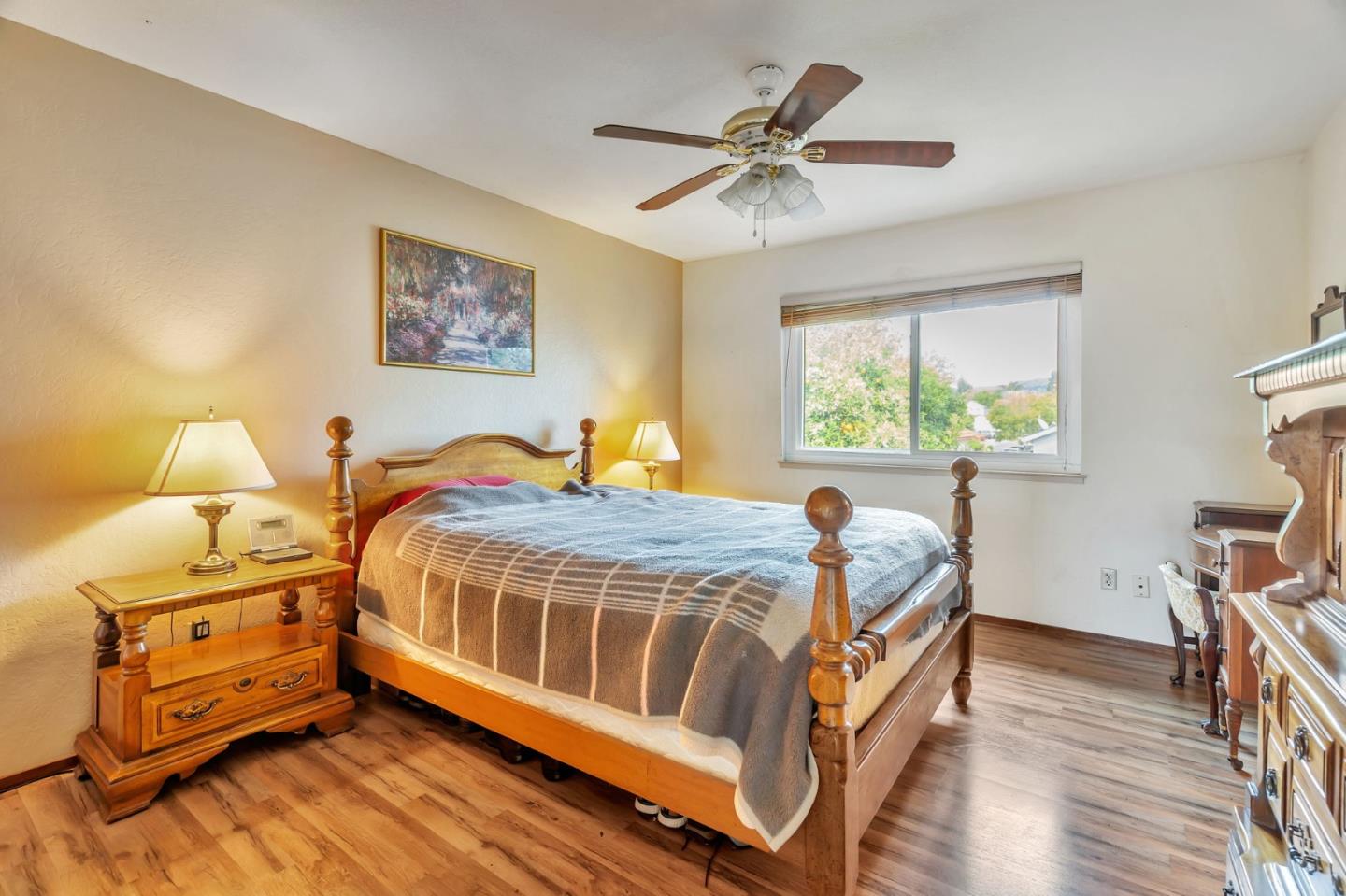 Detail Gallery Image 26 of 42 For 1418 Goldenlake Rd, San Jose,  CA 95131 - 4 Beds | 2/1 Baths