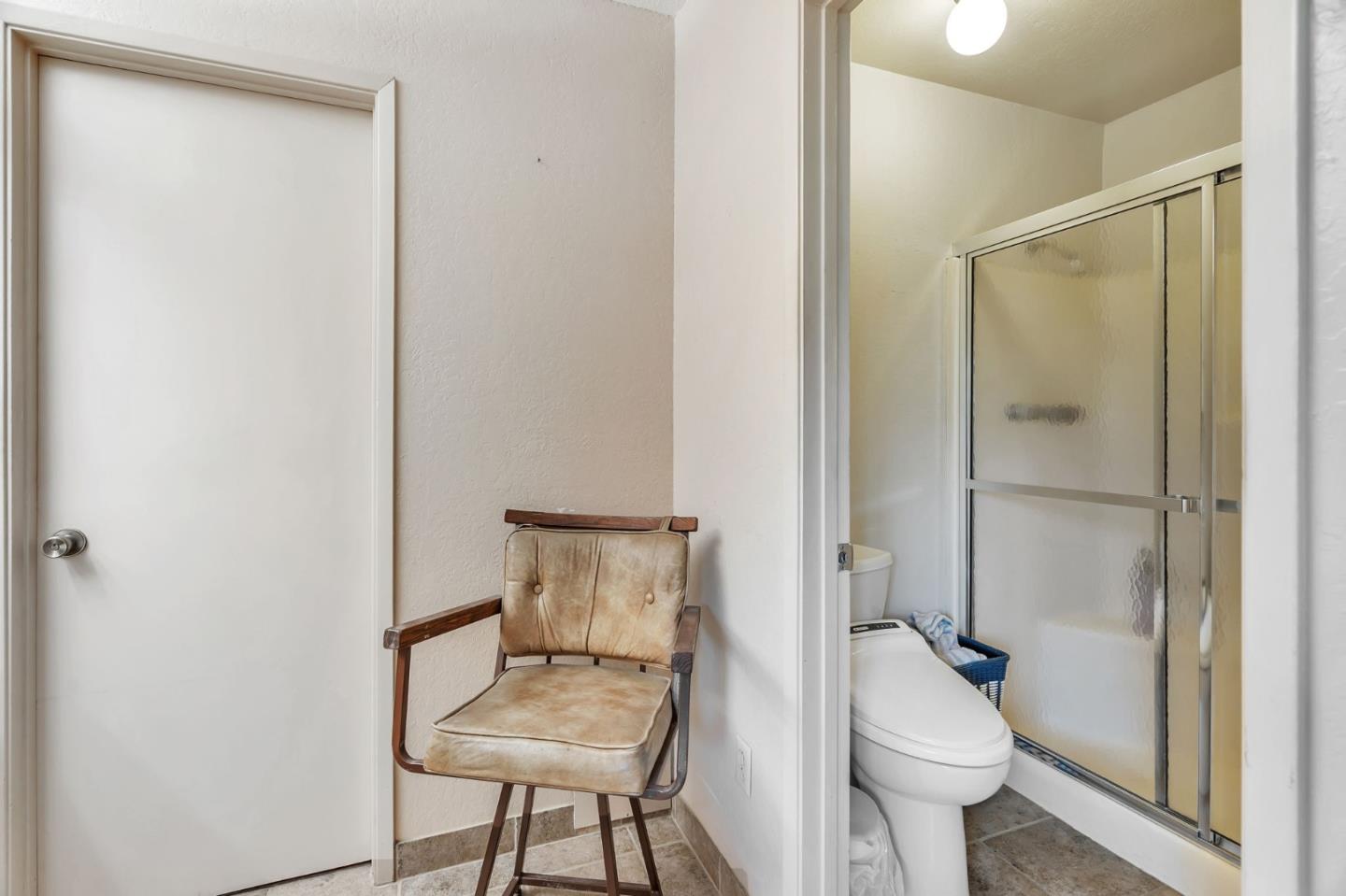 Detail Gallery Image 31 of 42 For 1418 Goldenlake Rd, San Jose,  CA 95131 - 4 Beds | 2/1 Baths