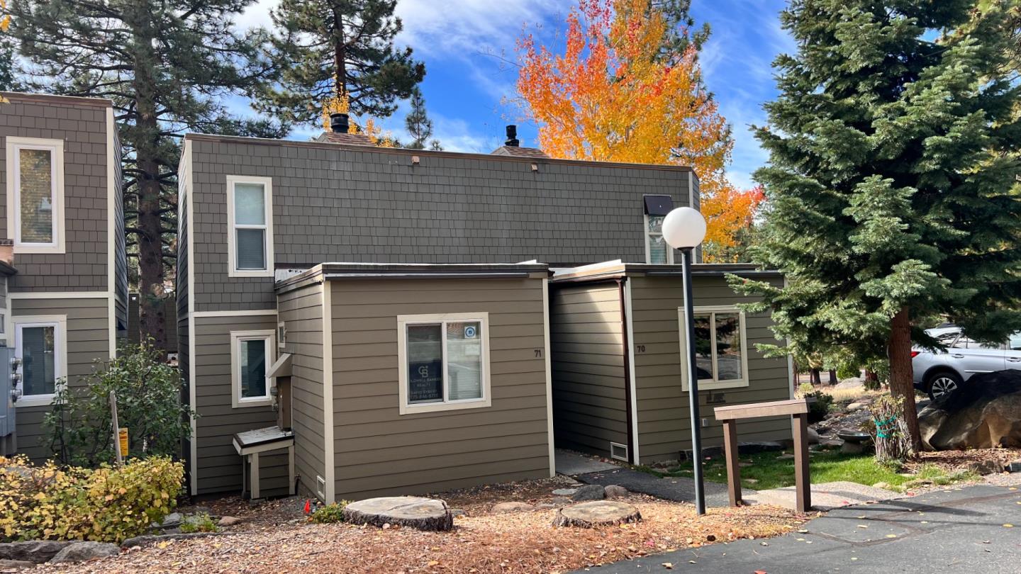 Detail Gallery Image 2 of 13 For 3115 N Lake Blvd #71,  Tahoe City,  CA 96145 - 2 Beds | 1/1 Baths
