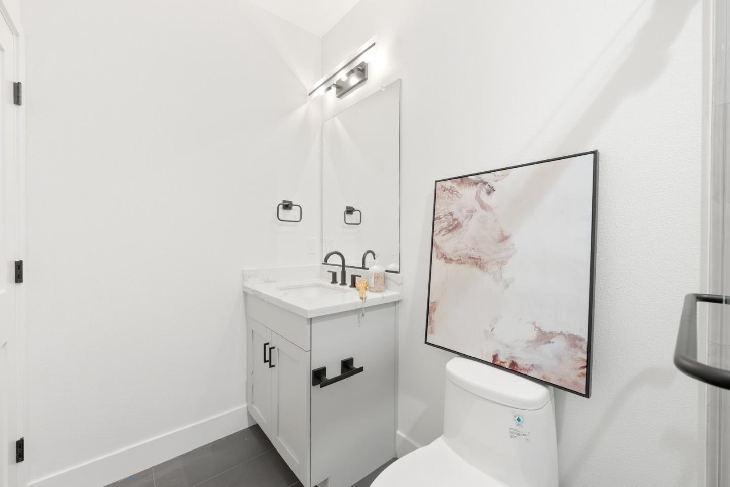 Detail Gallery Image 17 of 34 For 222 Carroll St #3,  Sunnyvale,  CA 94086 - 3 Beds | 2/1 Baths