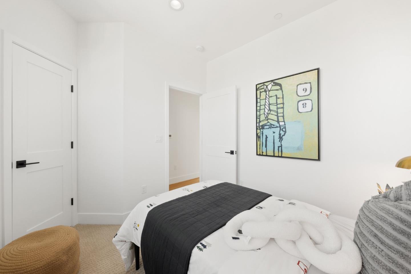 Detail Gallery Image 21 of 34 For 222 Carroll St #3,  Sunnyvale,  CA 94086 - 3 Beds | 2/1 Baths