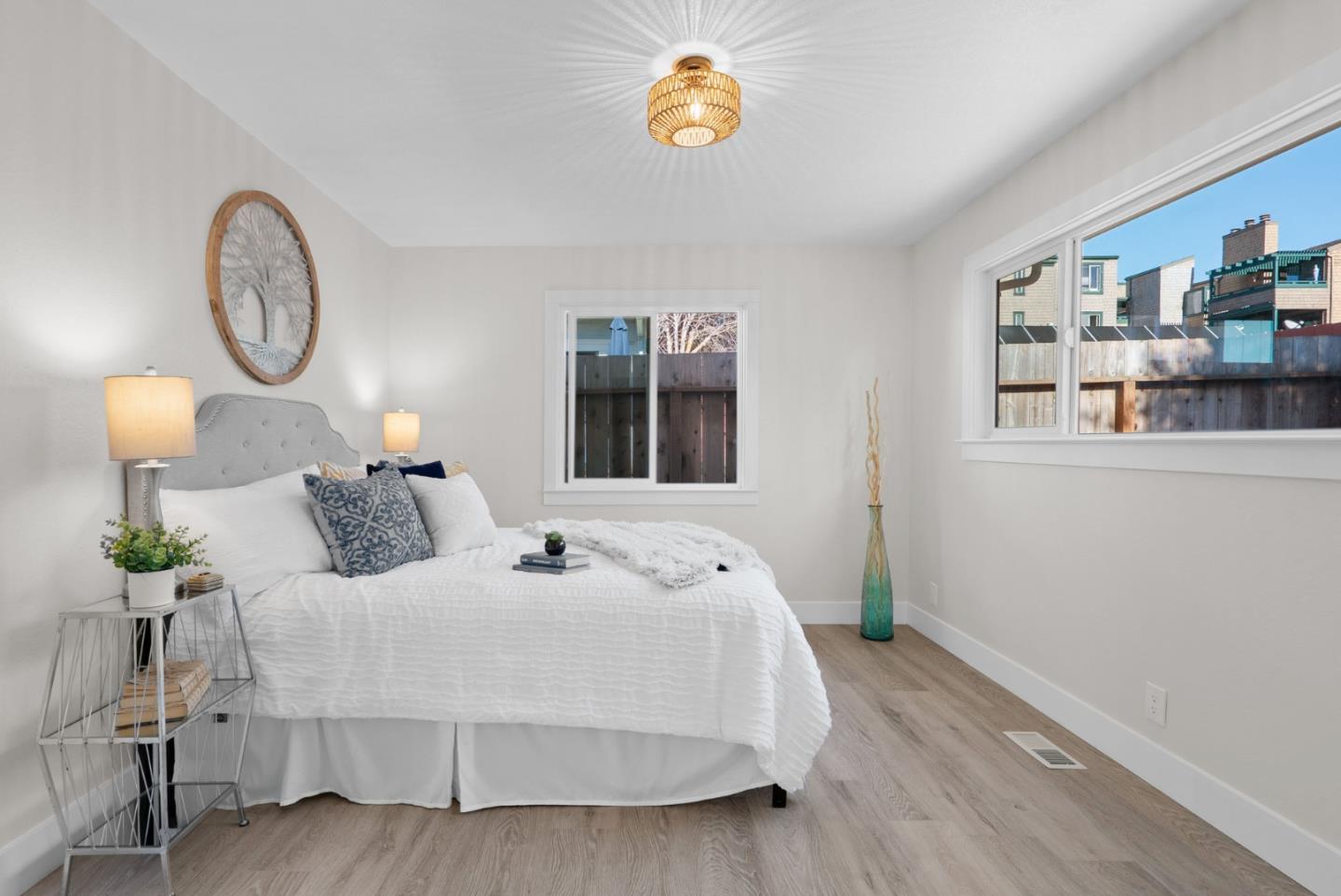 Detail Gallery Image 14 of 28 For 212 Roberts St, Santa Cruz,  CA 95060 - 2 Beds | 1 Baths