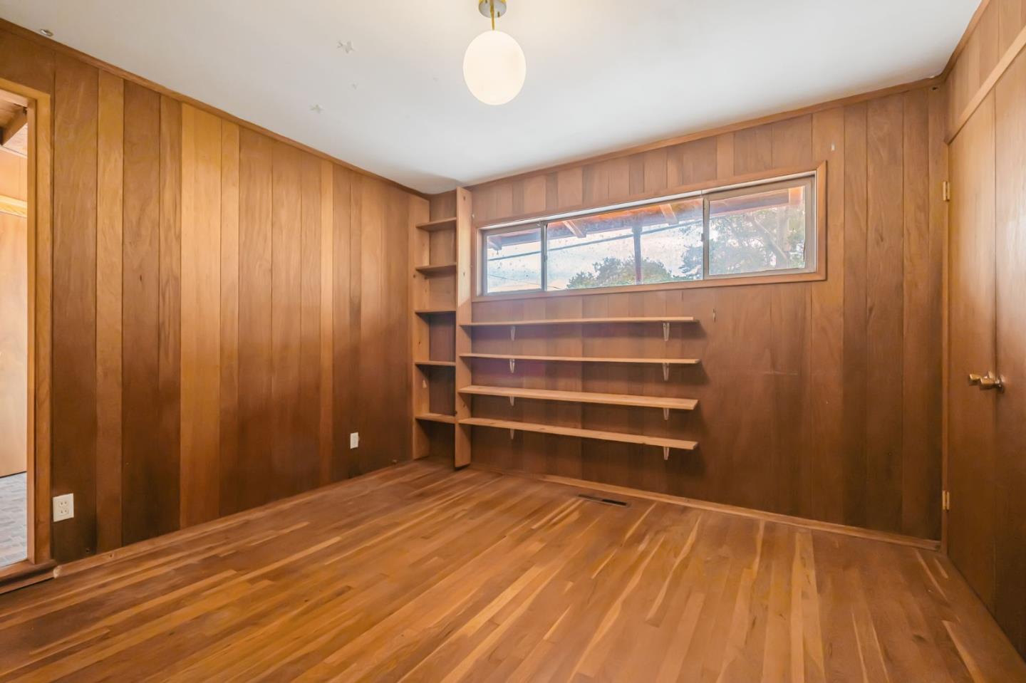 Detail Gallery Image 20 of 36 For 205 Forbes St, Santa Cruz,  CA 95062 - 5 Beds | 2 Baths