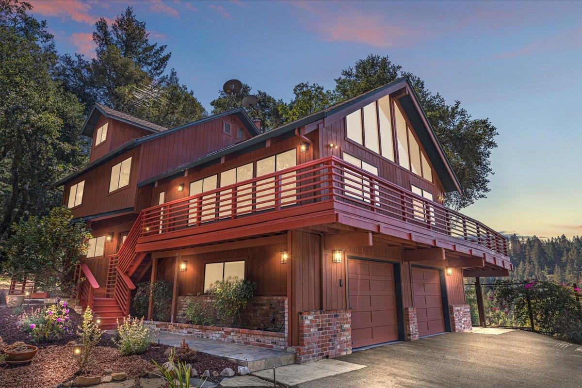 Detail Gallery Image 1 of 29 For 17337 Debbie Rd, Los Gatos,  CA 95033 - 4 Beds | 2/1 Baths