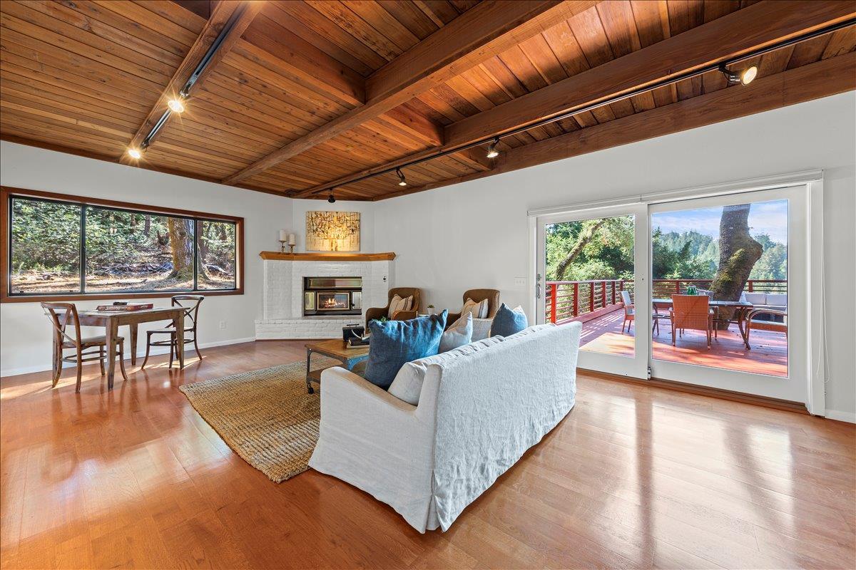 Detail Gallery Image 21 of 29 For 17337 Debbie Rd, Los Gatos,  CA 95033 - 4 Beds | 2/1 Baths