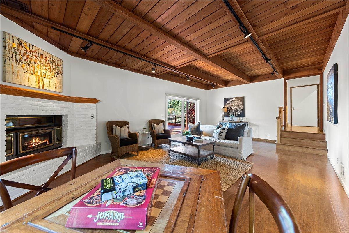 Detail Gallery Image 22 of 29 For 17337 Debbie Rd, Los Gatos,  CA 95033 - 4 Beds | 2/1 Baths