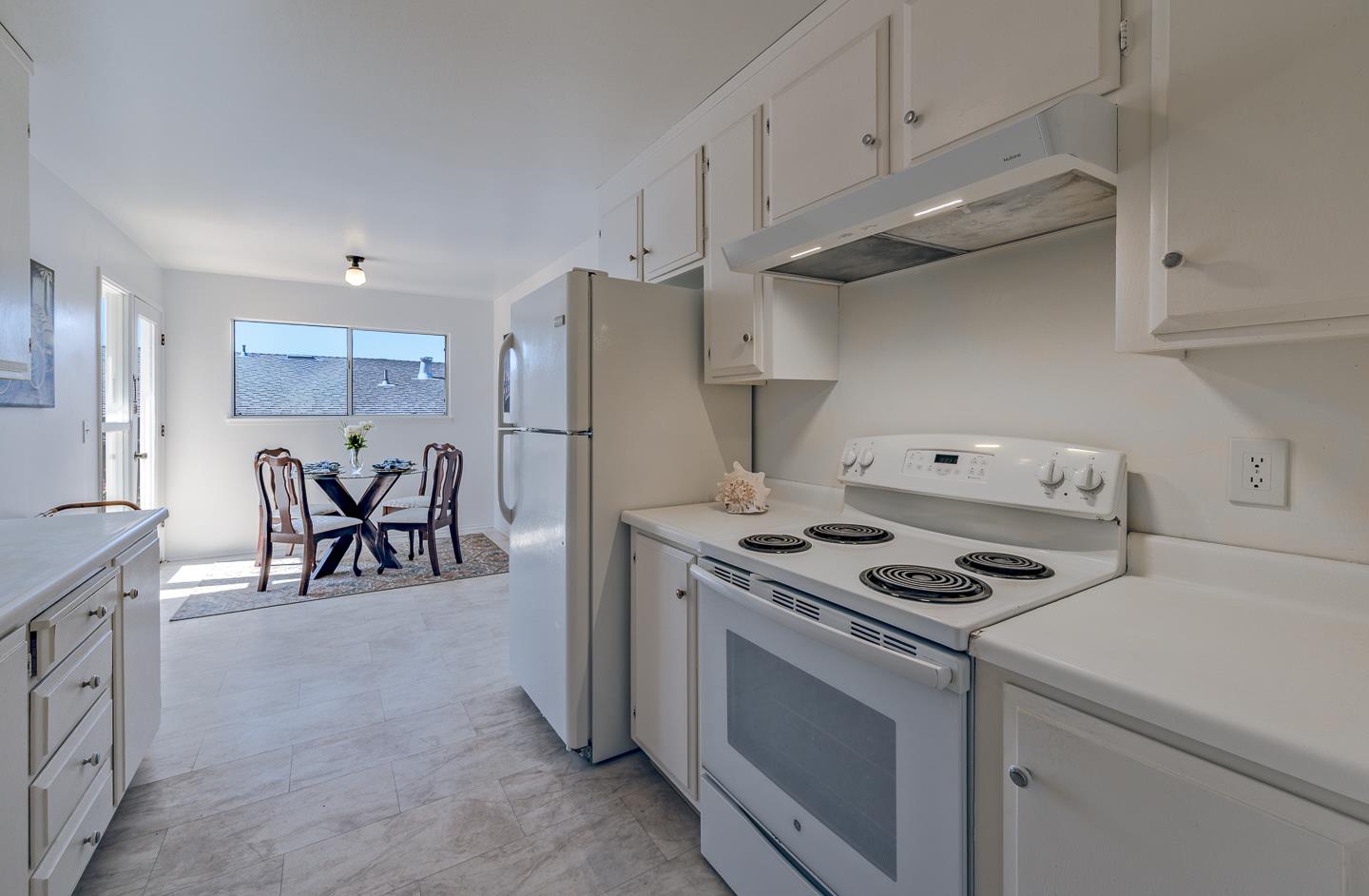 Detail Gallery Image 13 of 45 For 3350 Hardin Way, Soquel,  CA 95073 - 3 Beds | 2 Baths
