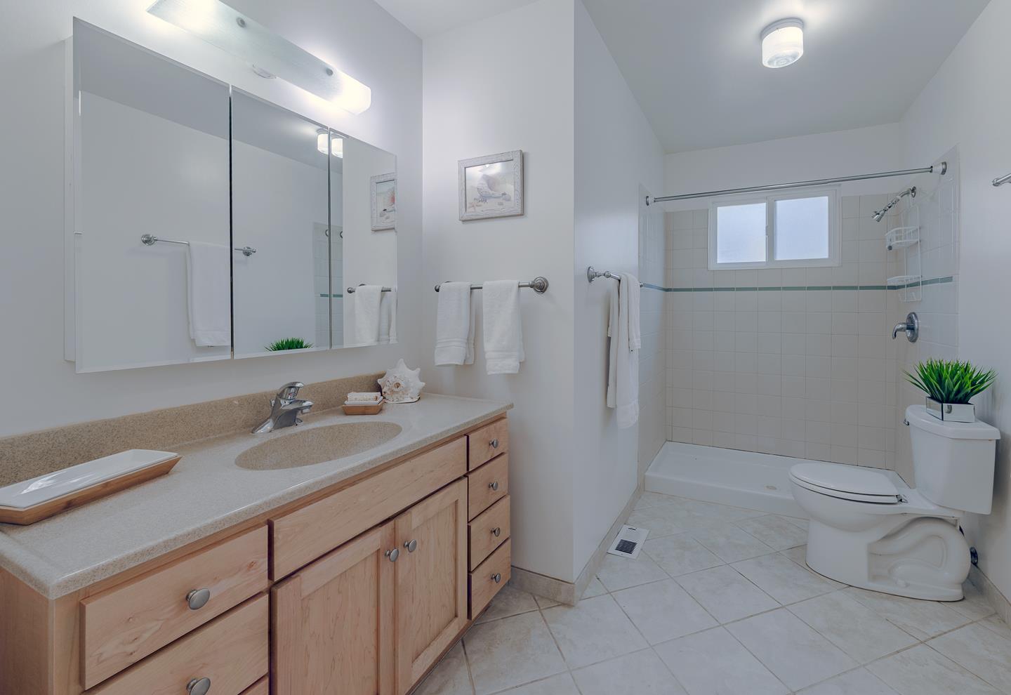 Detail Gallery Image 17 of 45 For 3350 Hardin Way, Soquel,  CA 95073 - 3 Beds | 2 Baths