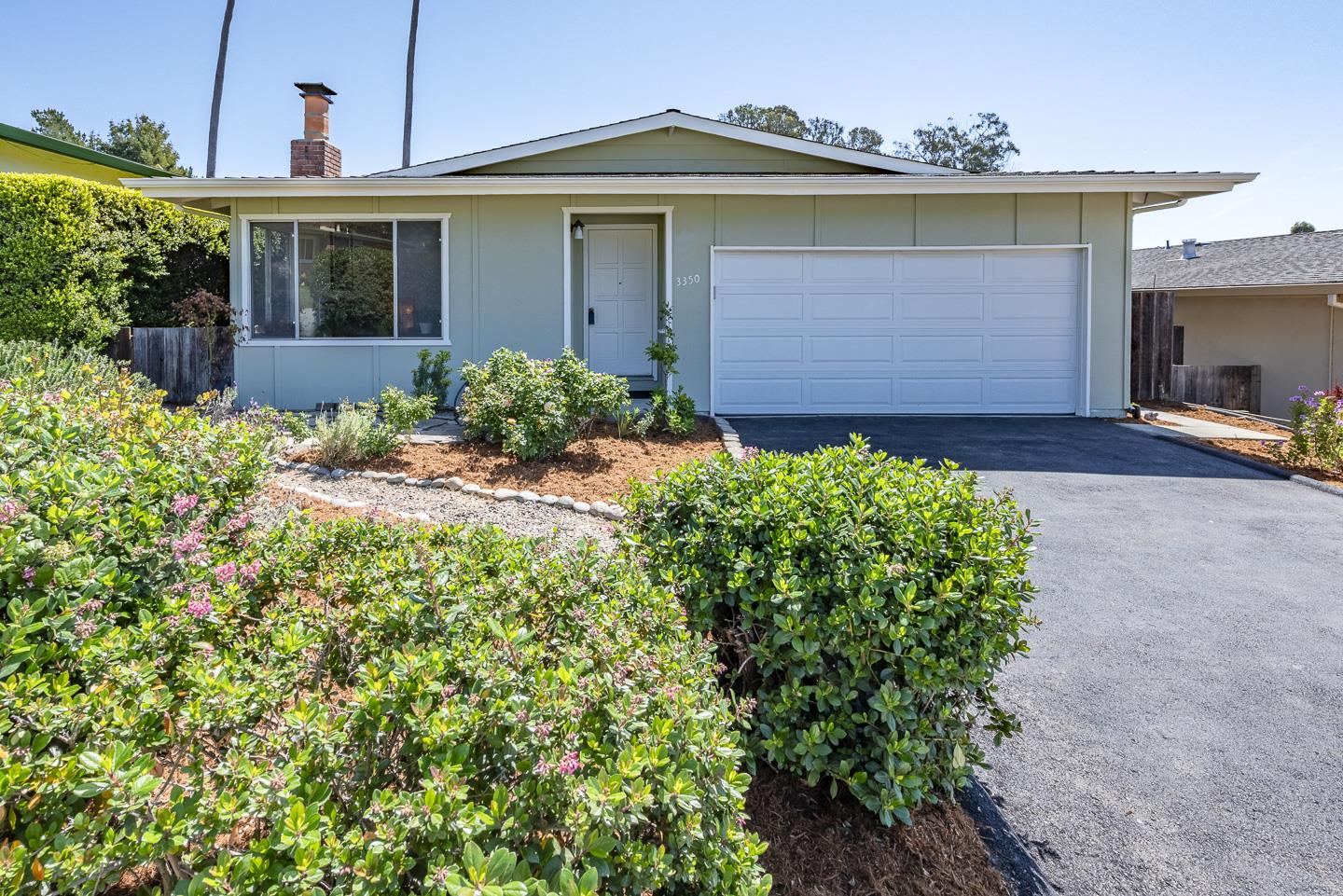 Detail Gallery Image 2 of 45 For 3350 Hardin Way, Soquel,  CA 95073 - 3 Beds | 2 Baths