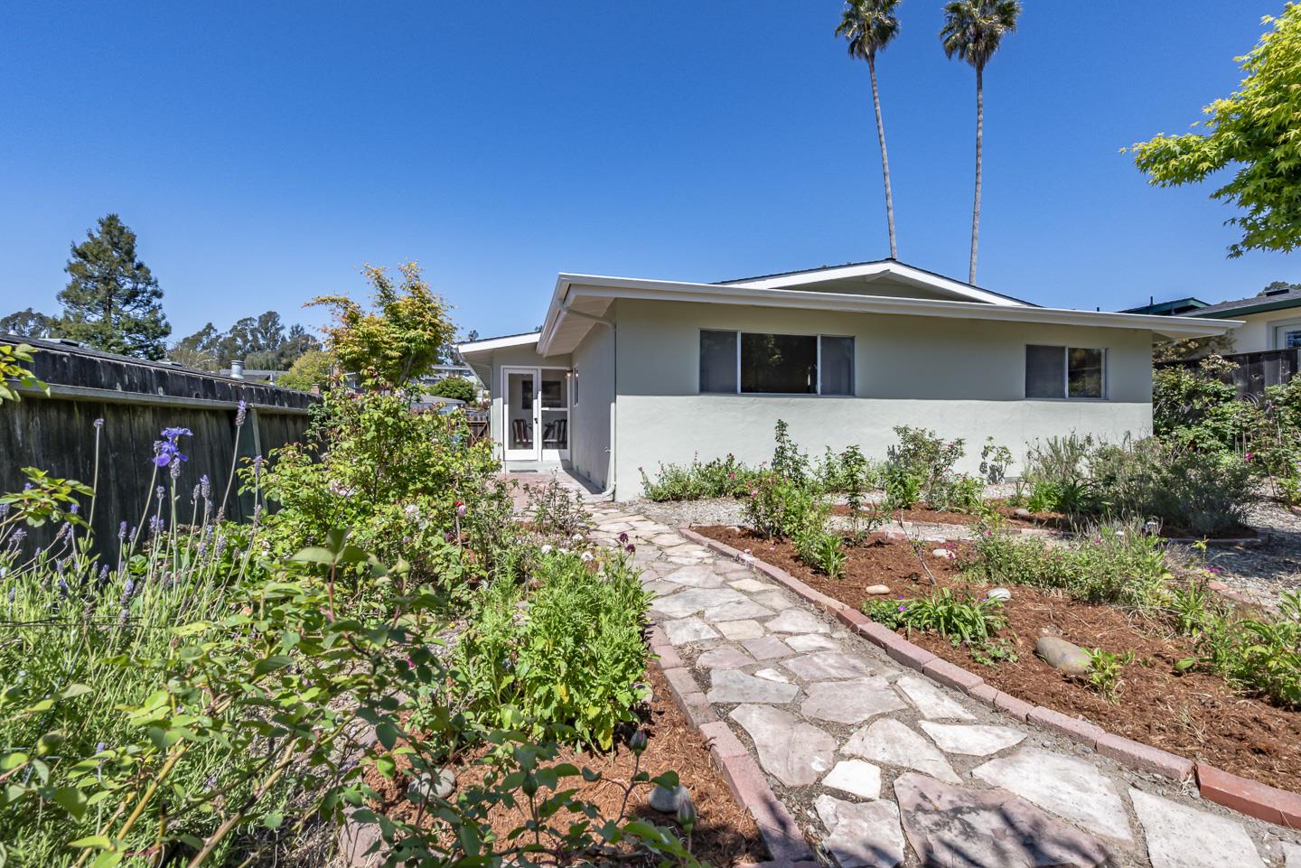 Detail Gallery Image 34 of 45 For 3350 Hardin Way, Soquel,  CA 95073 - 3 Beds | 2 Baths