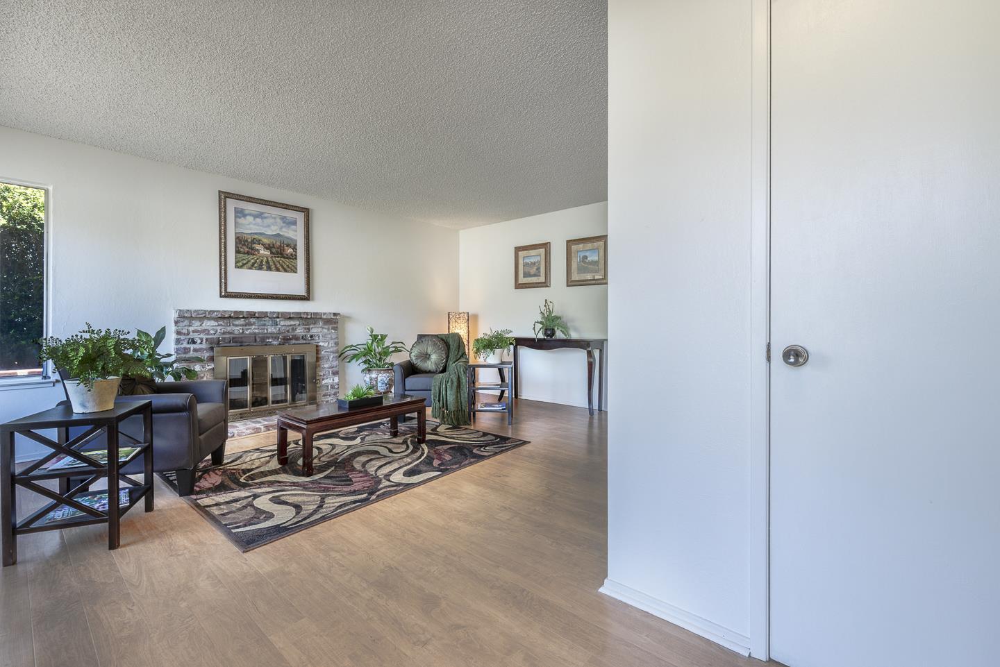 Detail Gallery Image 5 of 45 For 3350 Hardin Way, Soquel,  CA 95073 - 3 Beds | 2 Baths