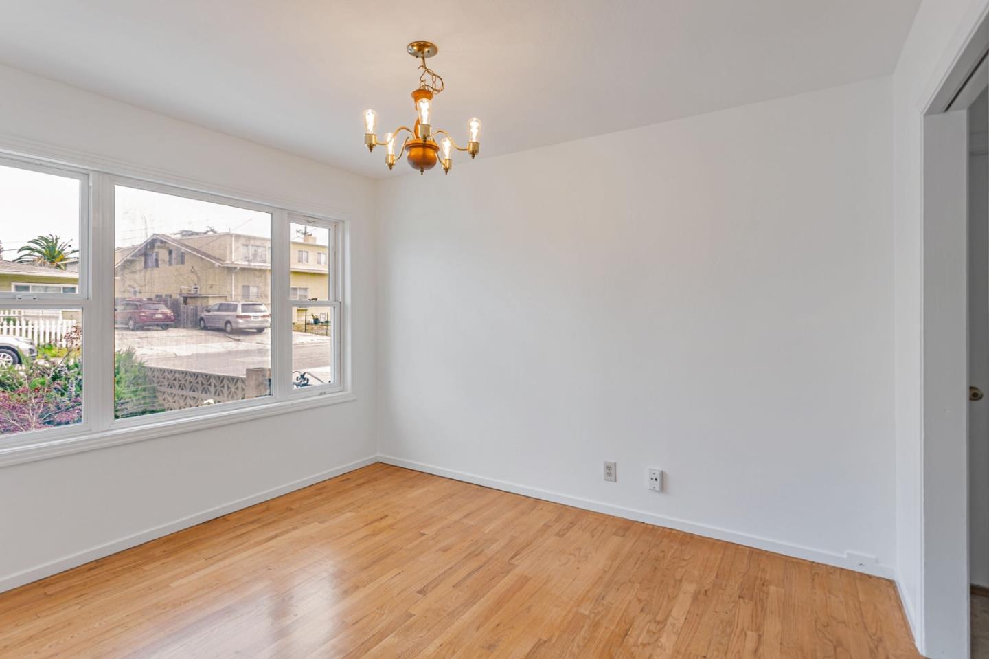 Detail Gallery Image 15 of 34 For 9 Melway Cir, Monterey,  CA 93940 - 3 Beds | 1 Baths