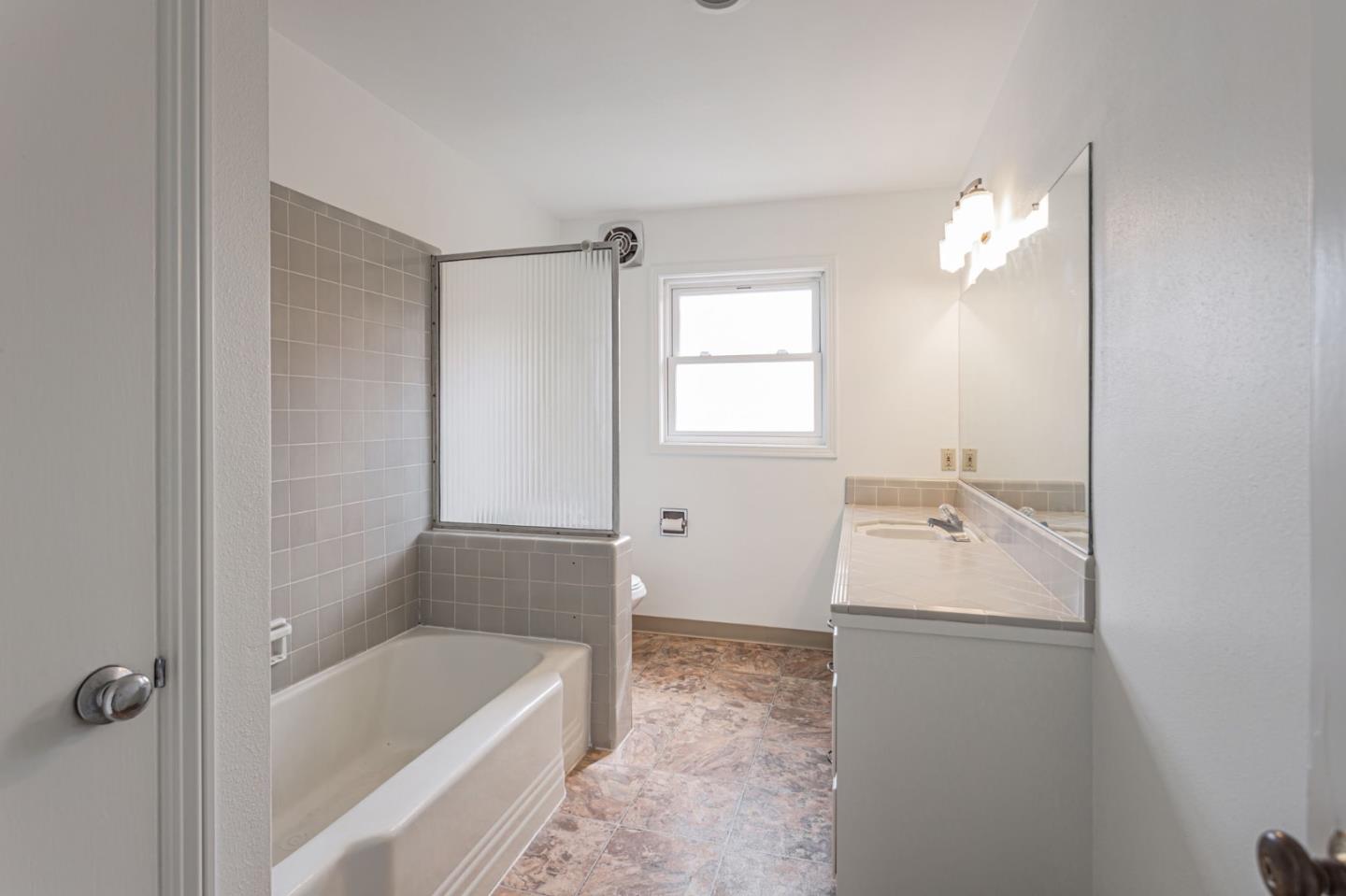 Detail Gallery Image 27 of 34 For 9 Melway Cir, Monterey,  CA 93940 - 3 Beds | 1 Baths