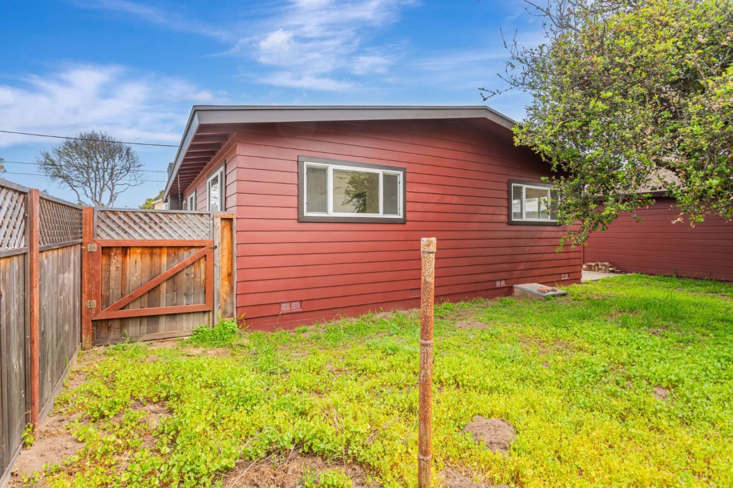 Detail Gallery Image 34 of 34 For 9 Melway Cir, Monterey,  CA 93940 - 3 Beds | 1 Baths