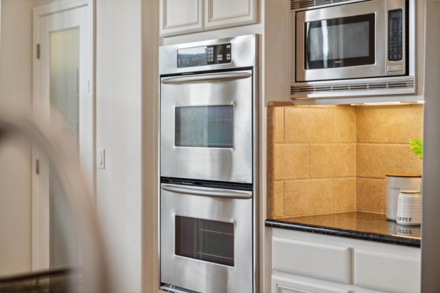 Detail Gallery Image 10 of 77 For 220 Hillary Hts, Boulder Creek,  CA 95006 - 5 Beds | 4 Baths