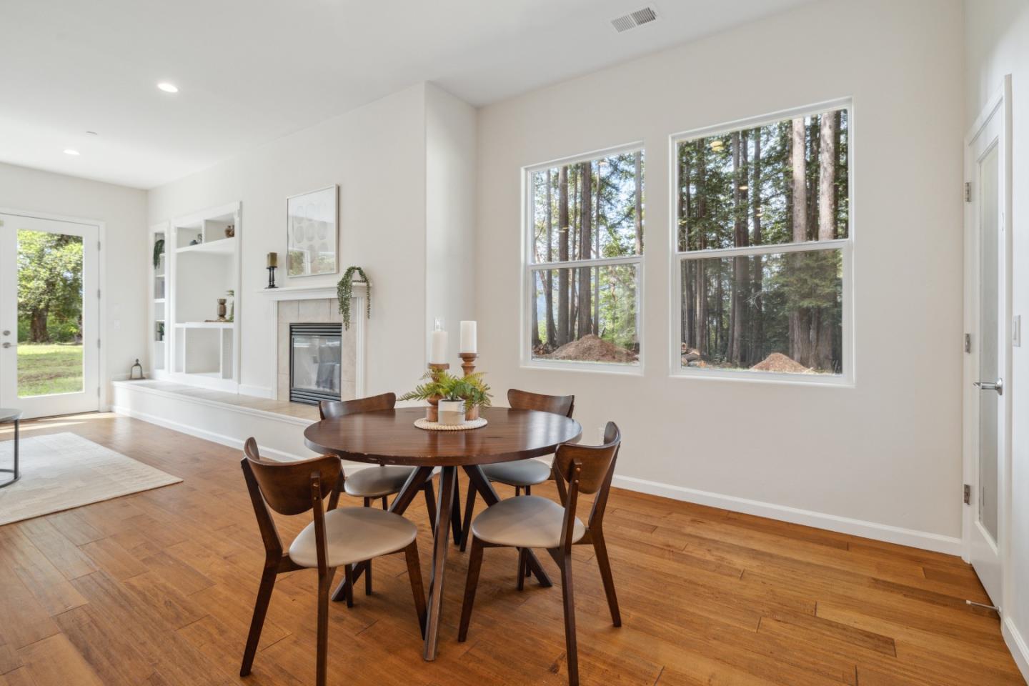 Detail Gallery Image 13 of 77 For 220 Hillary Hts, Boulder Creek,  CA 95006 - 5 Beds | 4 Baths