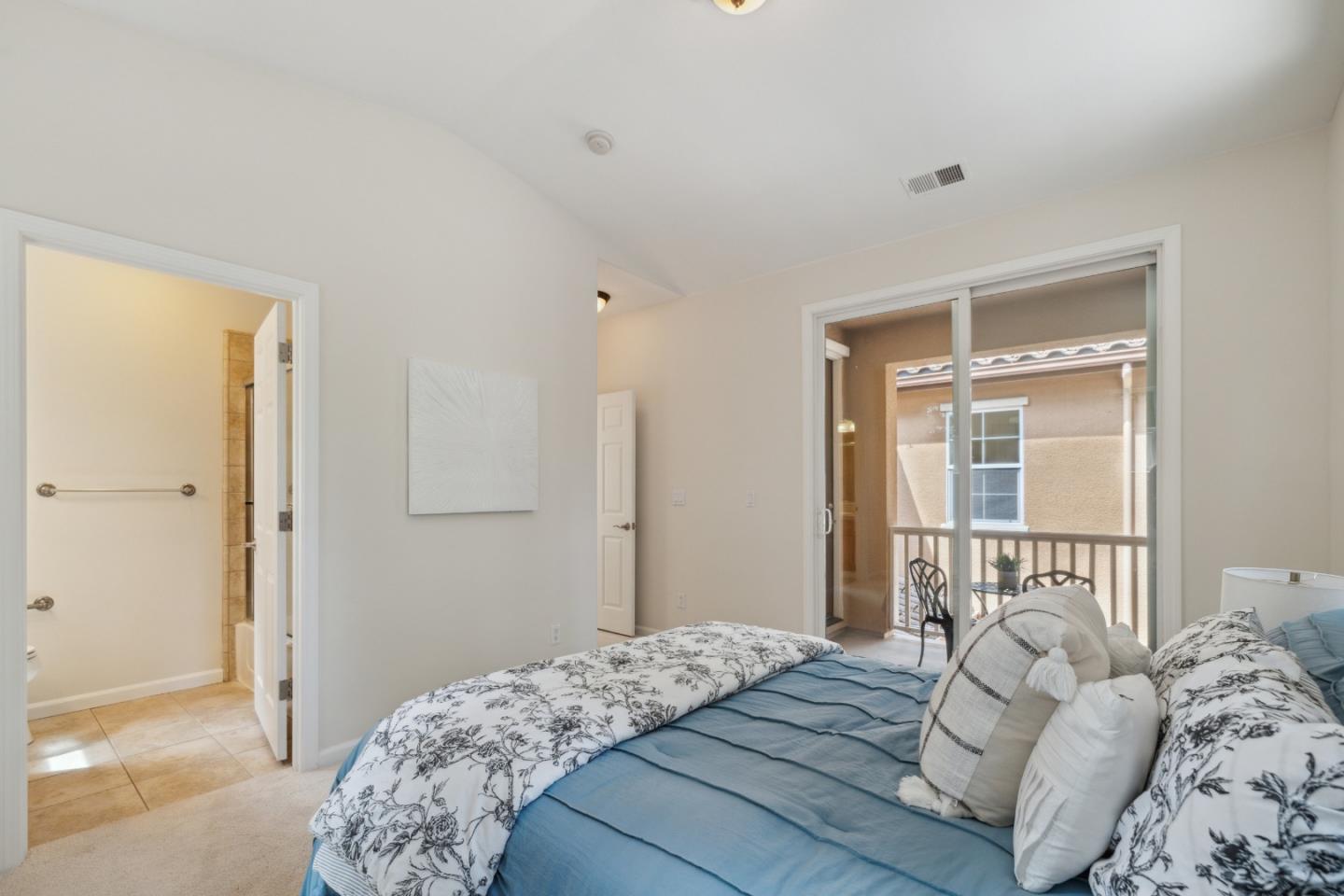 Detail Gallery Image 22 of 77 For 220 Hillary Hts, Boulder Creek,  CA 95006 - 5 Beds | 4 Baths