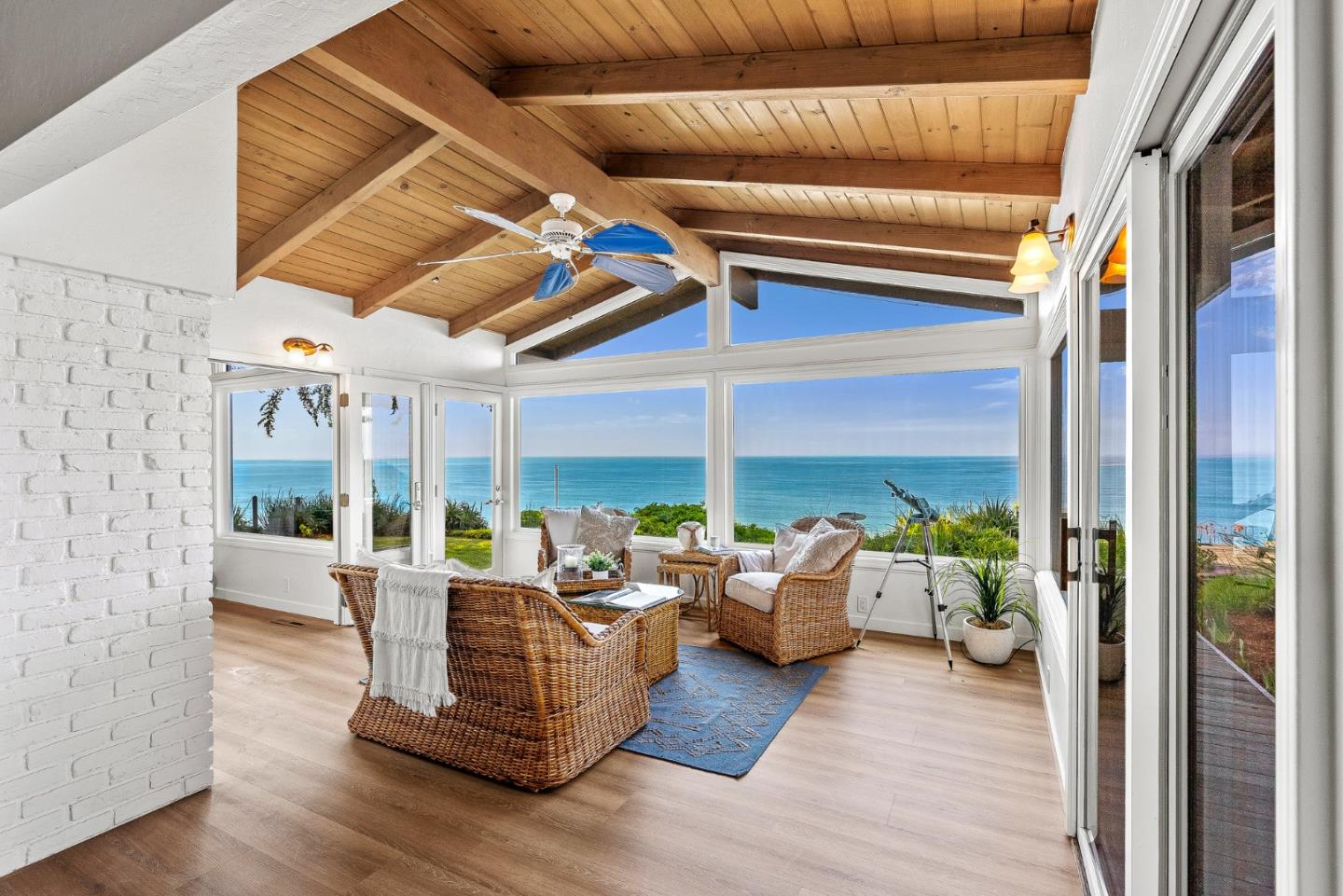 Detail Gallery Image 13 of 76 For 701 Seacliff Dr, Aptos,  CA 95003 - 3 Beds | 2 Baths