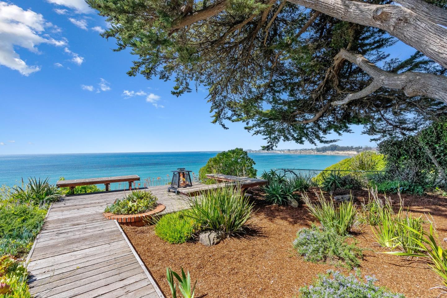 Detail Gallery Image 41 of 76 For 701 Seacliff Dr, Aptos,  CA 95003 - 3 Beds | 2 Baths