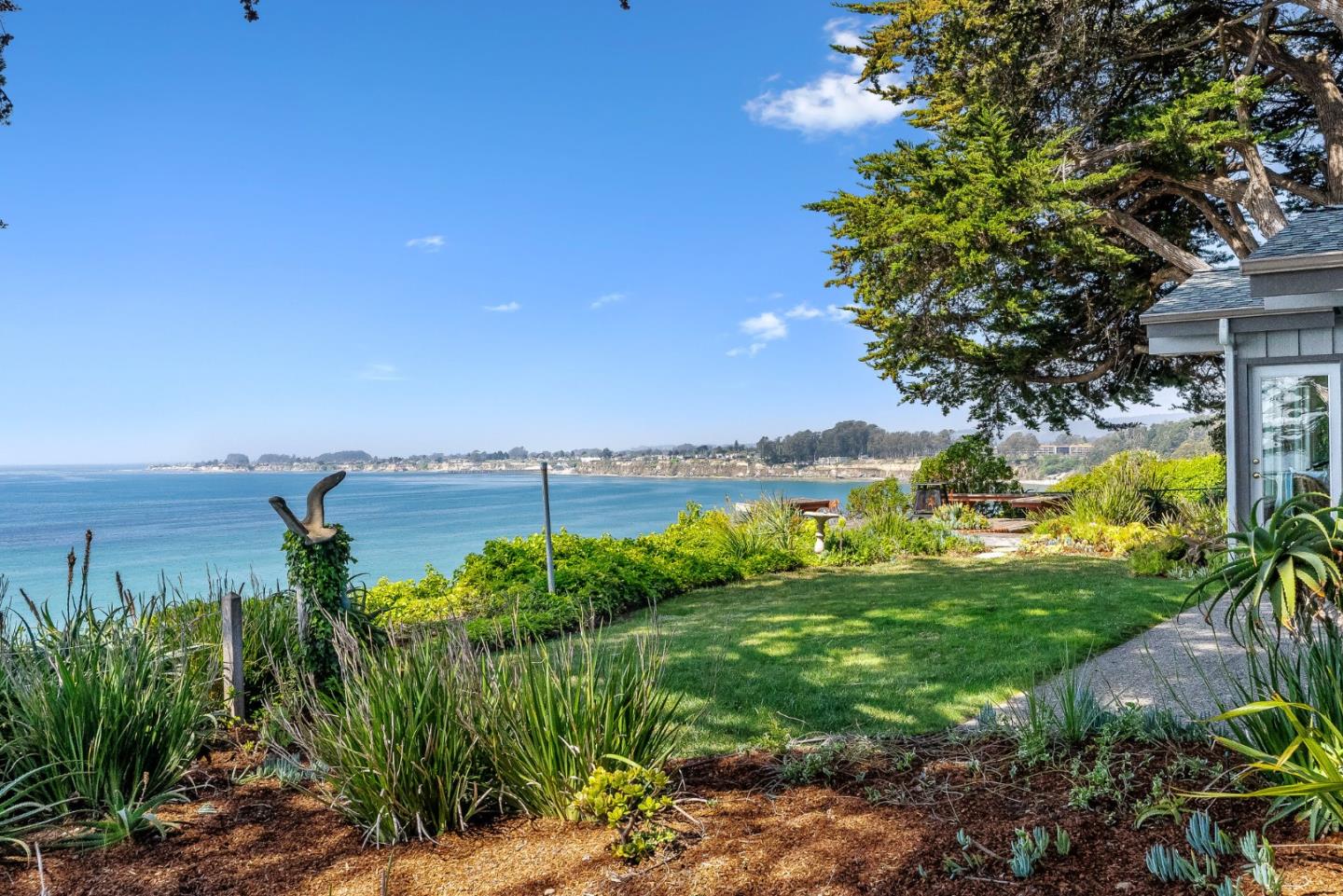Detail Gallery Image 50 of 76 For 701 Seacliff Dr, Aptos,  CA 95003 - 3 Beds | 2 Baths